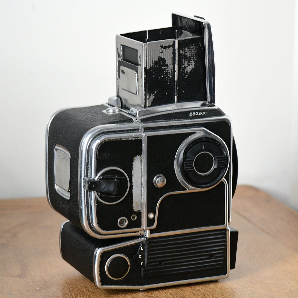 Hasselblad 553ELX 6x6 Medium Format Film Camera + WLF + 120 Back Kit