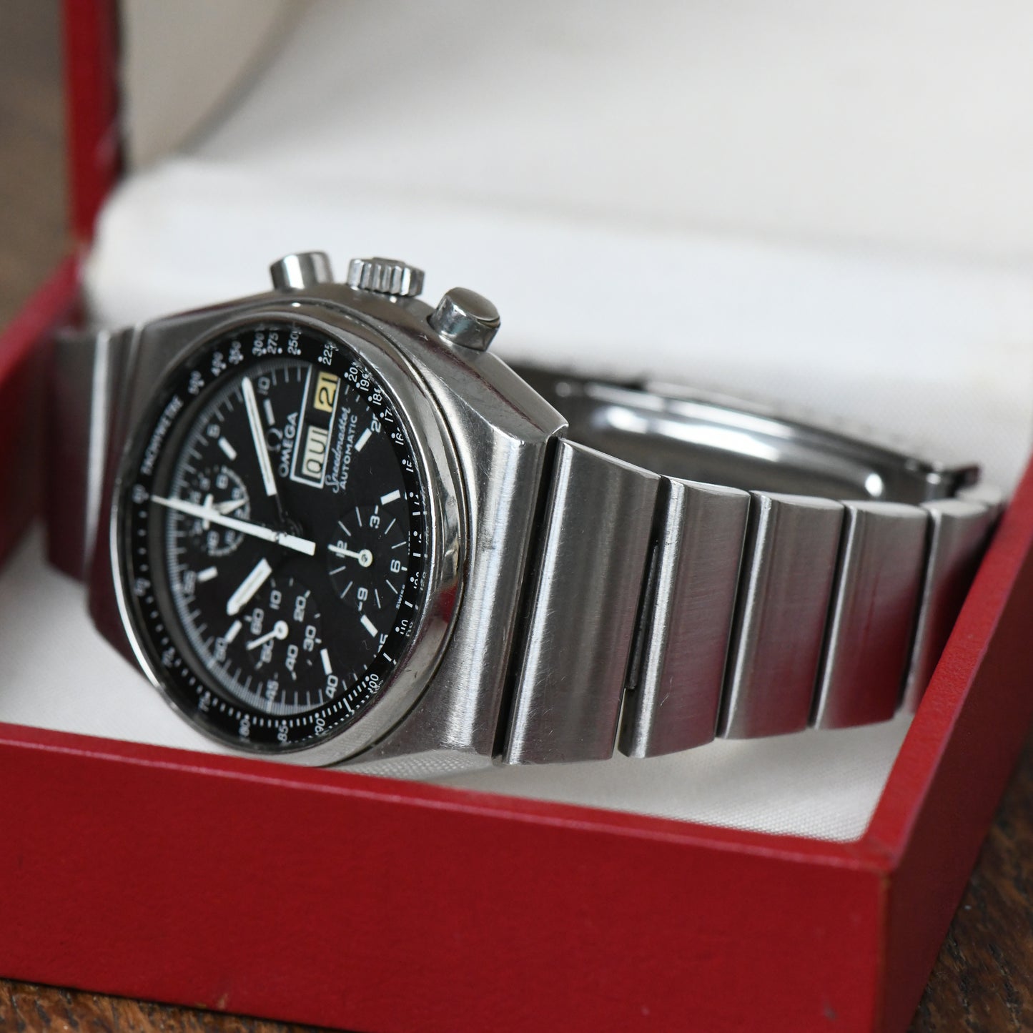 Omega Speedmaster Mark IV Automatic Day Date Chrono 176.0015 / 376.0804 Cal.1045