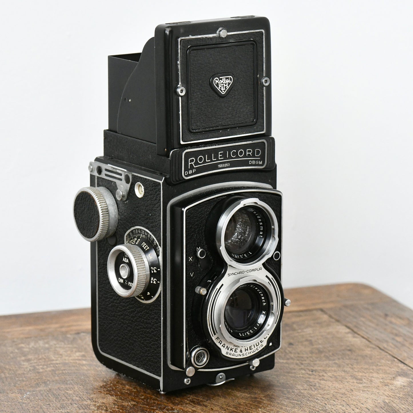 Rolleicord V Model 2 K3E TLR 6x6 Camera w/ 75mm F3.5 Xenar Lens
