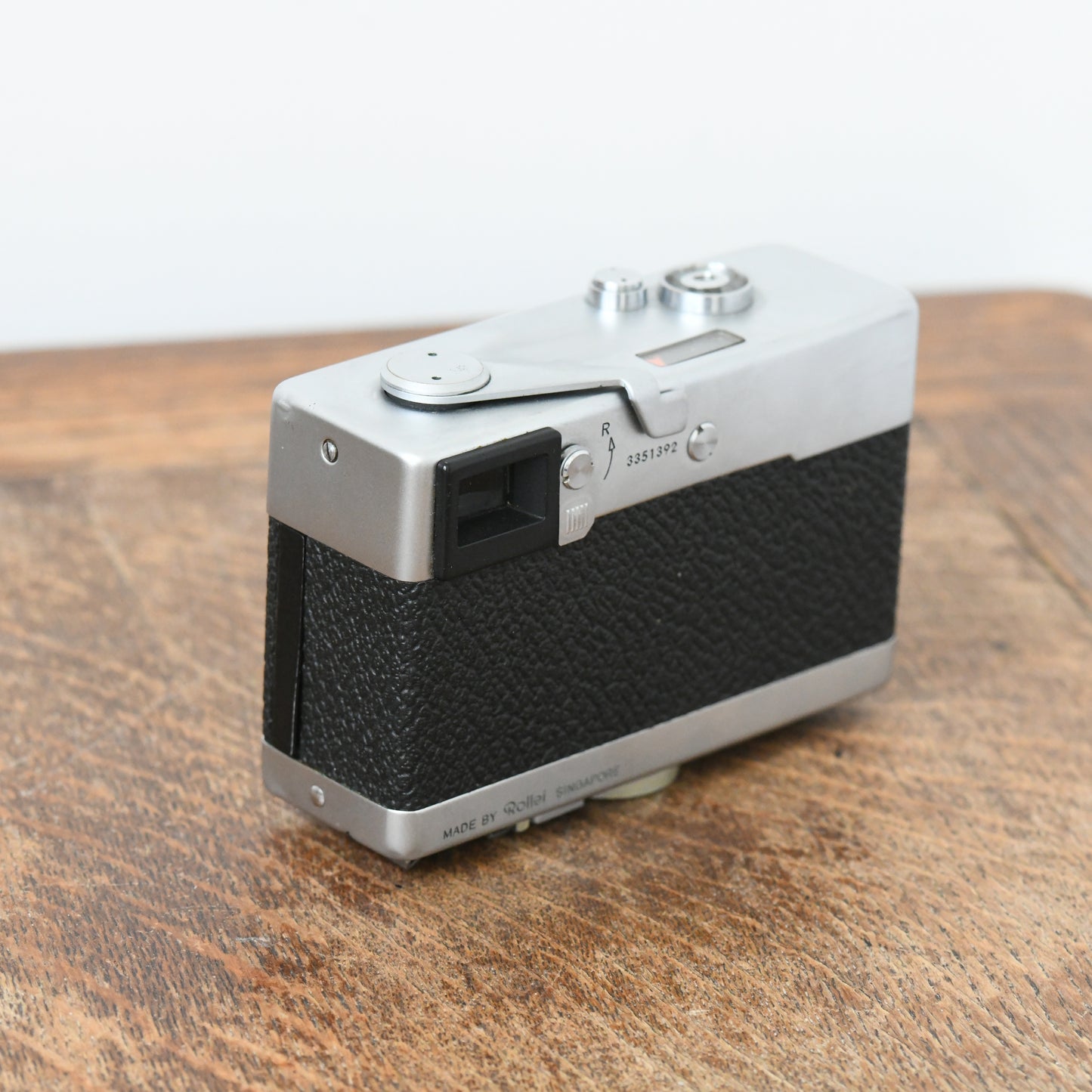 Rollei 35 Silver Chrome 35mm Film Camera w/ 40mm f/3.5 Tessar Zeiss Lens