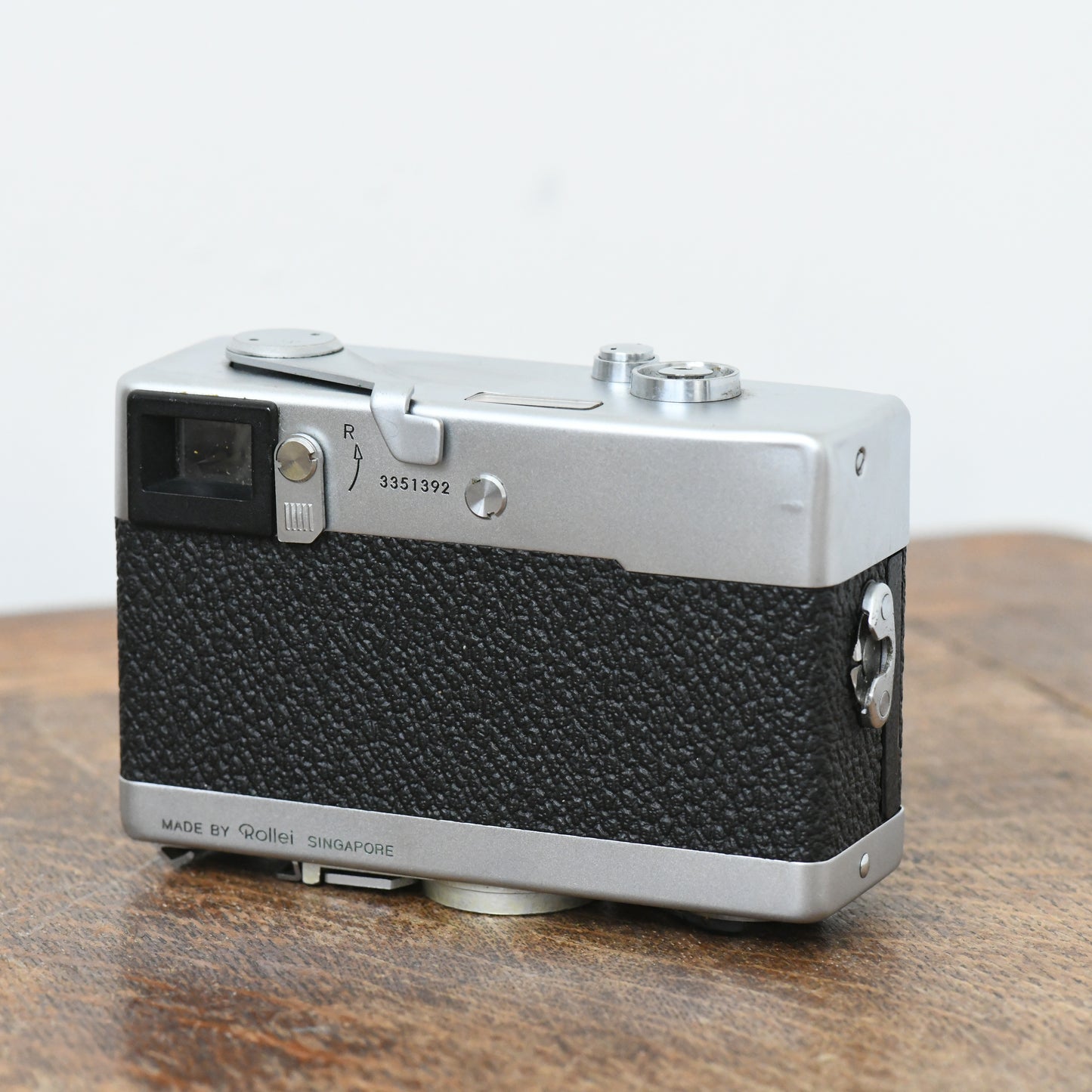 Rollei 35 Silver Chrome 35mm Film Camera w/ 40mm f/3.5 Tessar Zeiss Lens