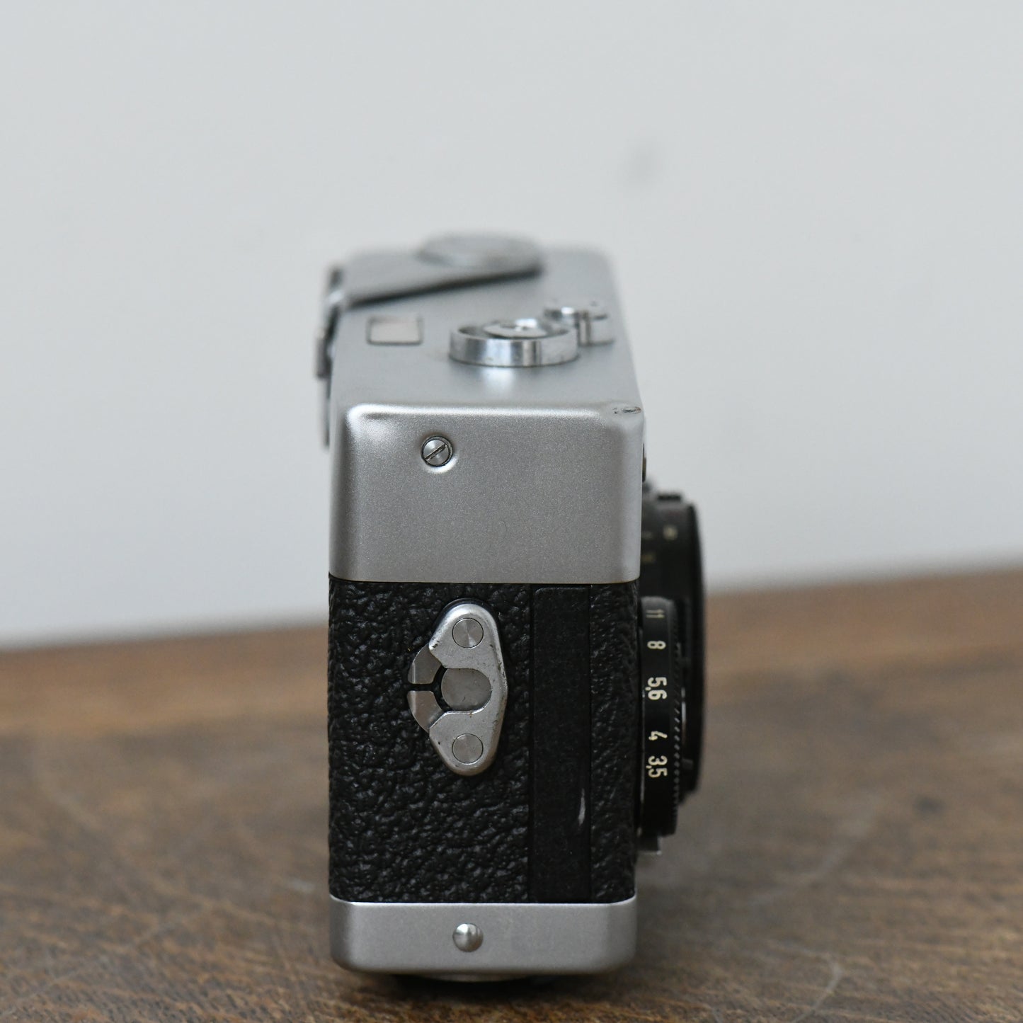 Rollei 35 Silver Chrome 35mm Film Camera w/ 40mm f/3.5 Tessar Zeiss Lens