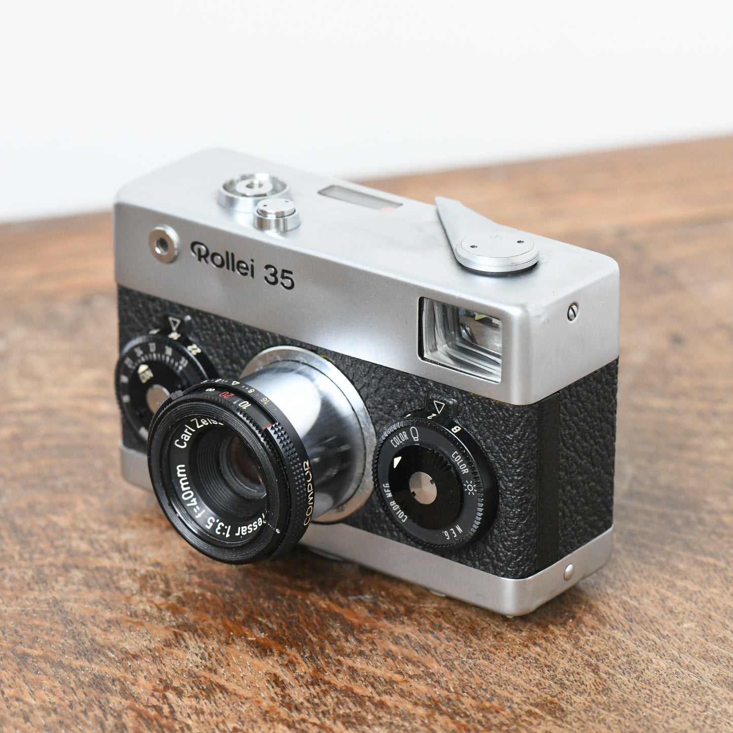 Rollei 35 Silver Chrome 35mm Film Camera w/ 40mm f/3.5 Tessar Zeiss Lens