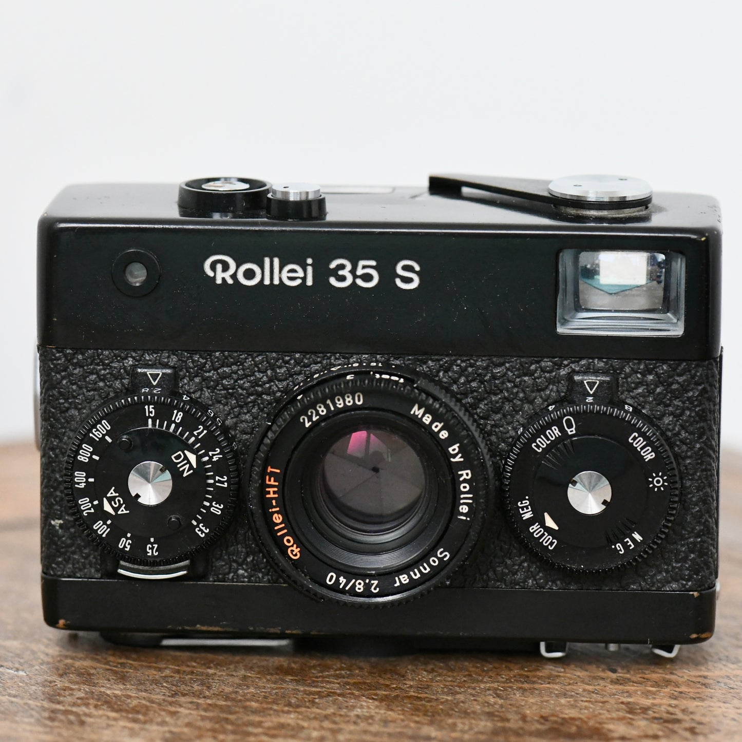 Rollei 35 S Black 35mm Film Camera w/ 40mm f/2.8 Sonnar Zeiss Lens 35S