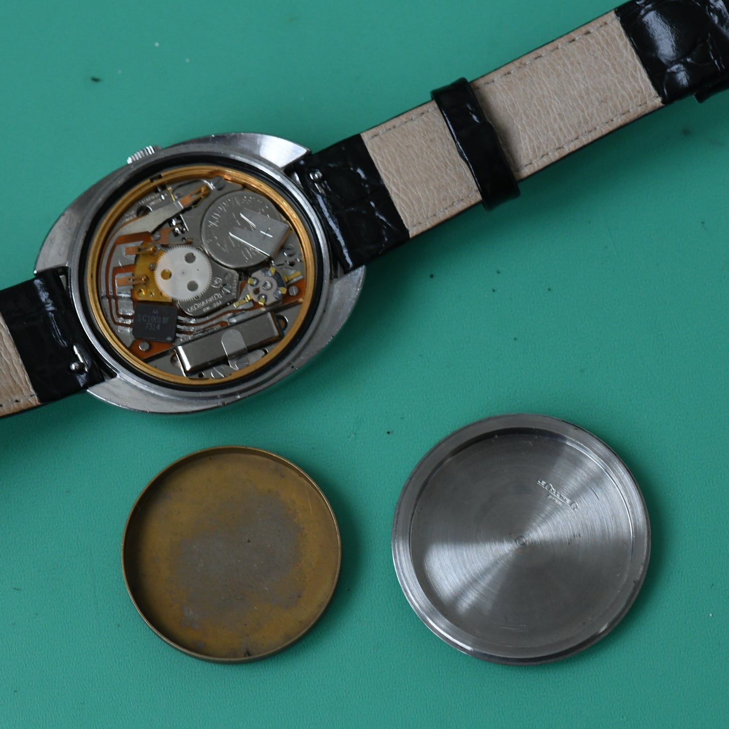 Jaeger LeCoultre Master Quartz Rare Sunburst Silver Dial Men's Watch