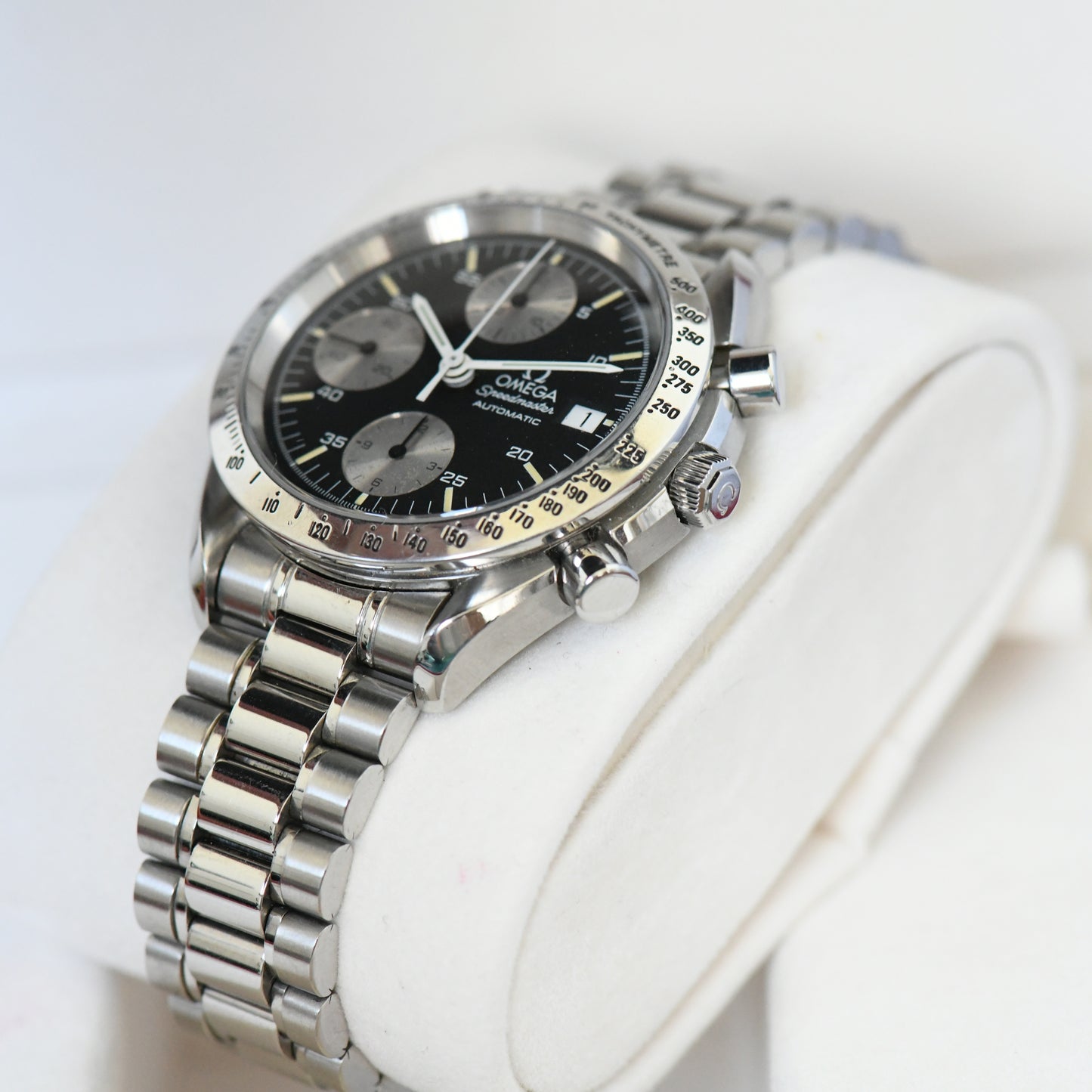 Omega Speedmaster Date Black Reverse Panda Dial Chronograph Watch 3511.50 Boxed