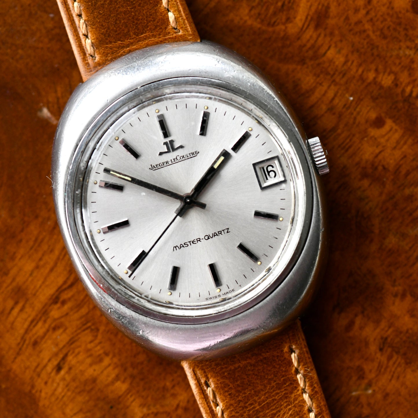 Jaeger LeCoultre Master Quartz Rare Sunburst Silver Dial Men's Watch