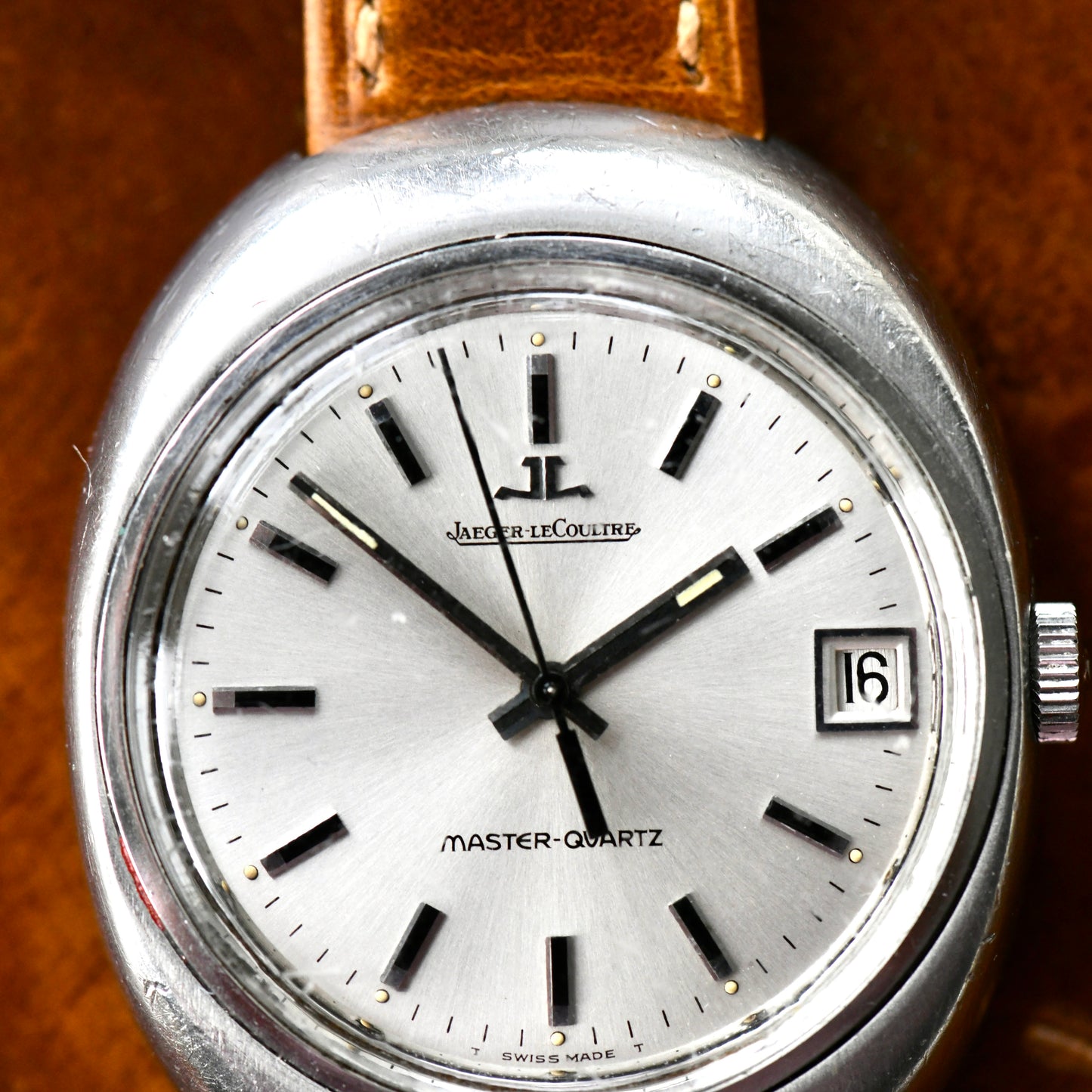 Jaeger LeCoultre Master Quartz Rare Sunburst Silver Dial Men's Watch