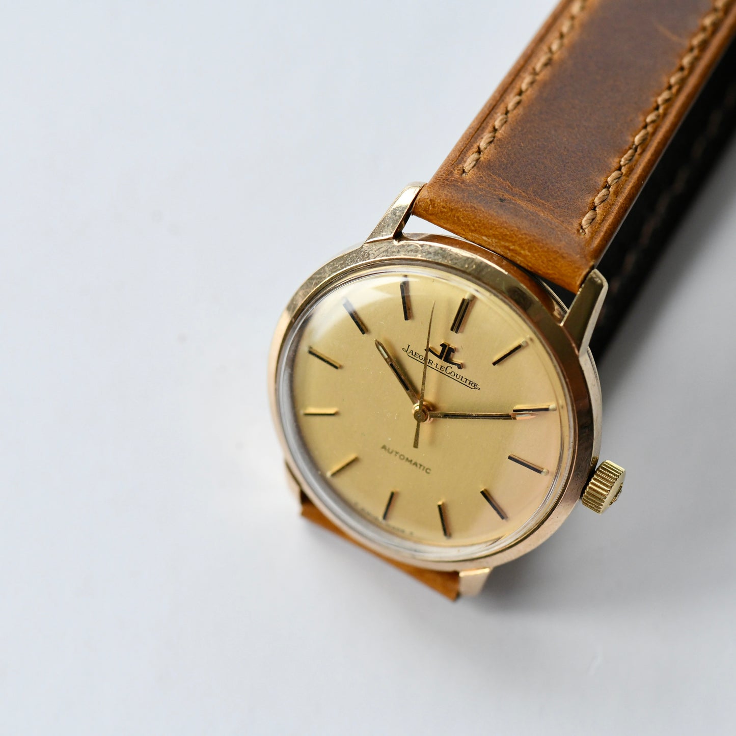 Jaeger Le-Coultre Automatic 9K Solid Gold 34mm ref 396 Cal K882