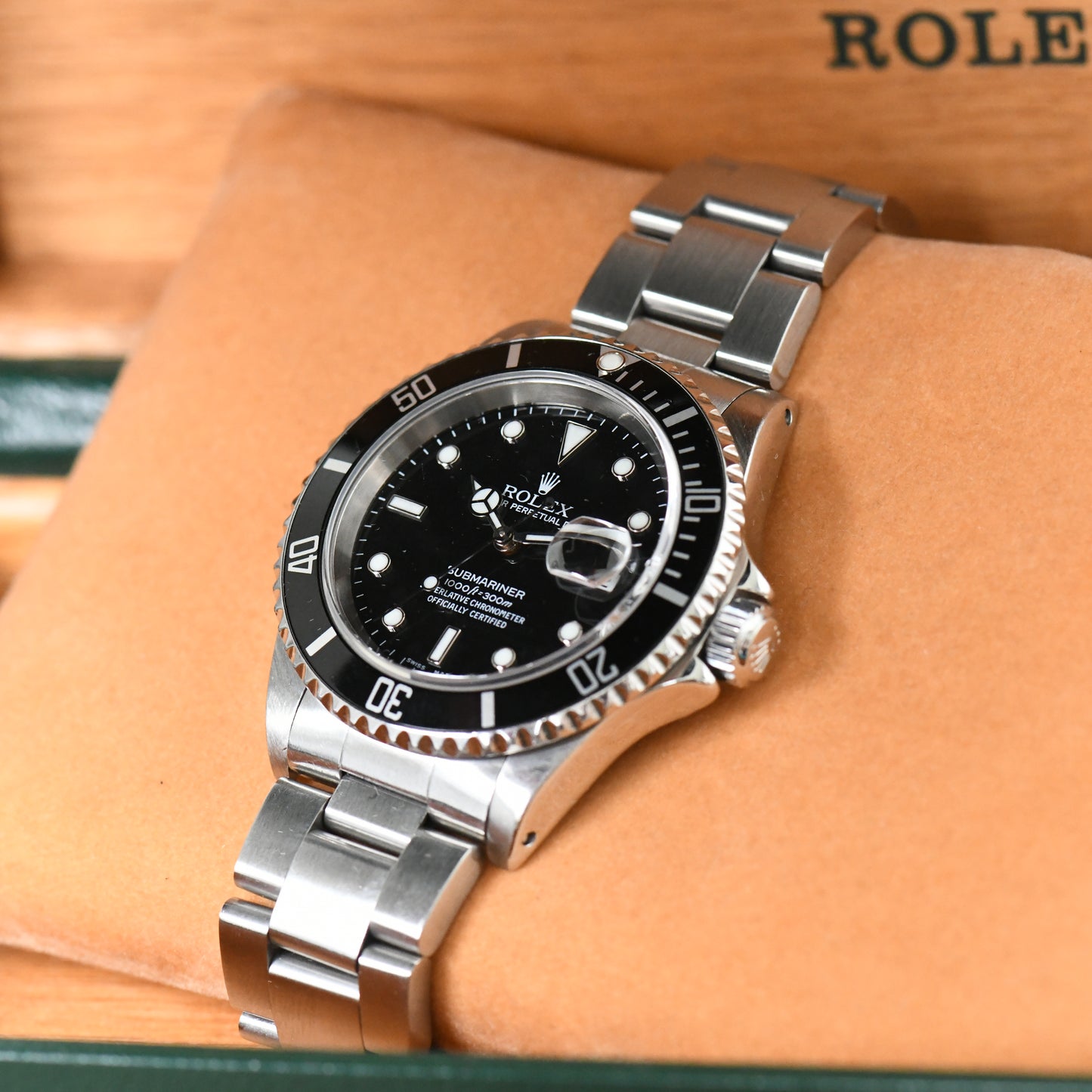 Rolex Submariner Date 16610 Oyster Perpetual 1999 A Serial Dive Watch Boxed