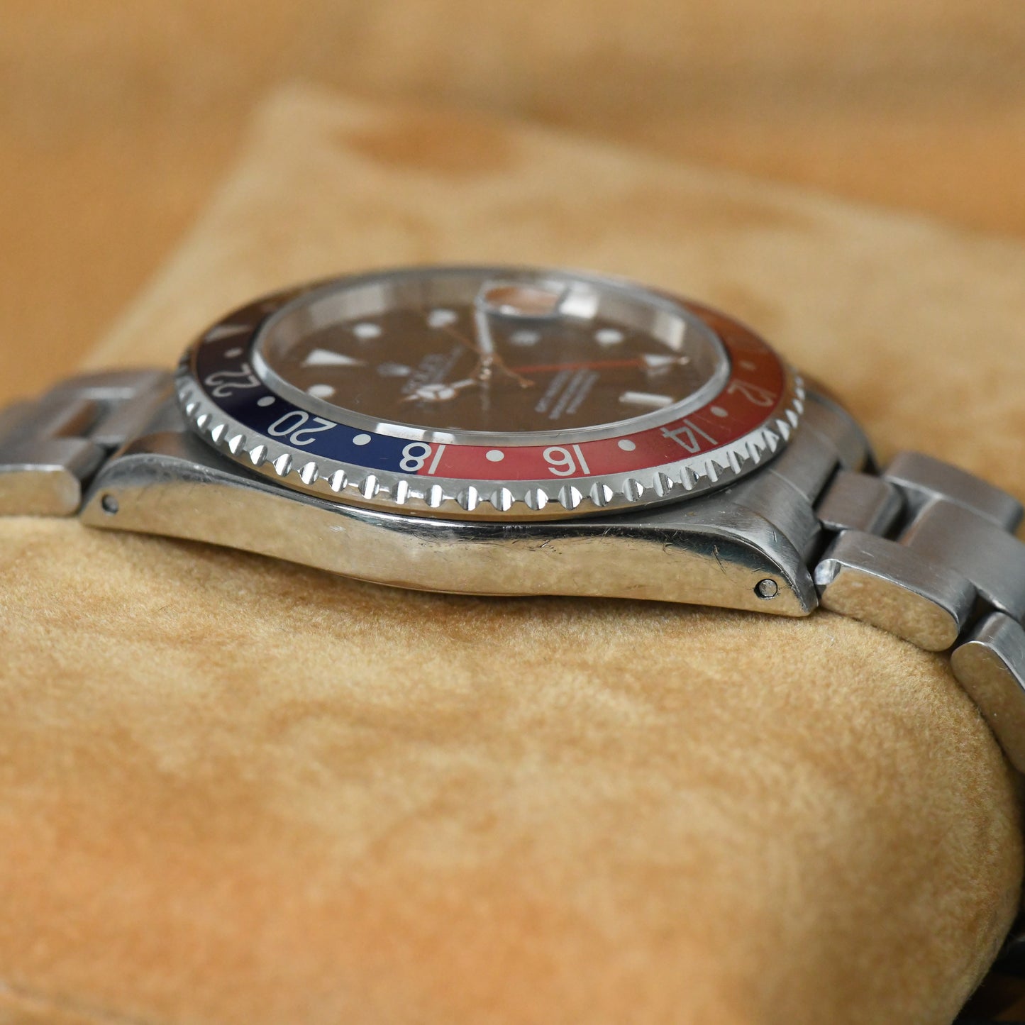 Rolex GMT-Master II Pepsi 16710 - Swiss Only Dial - Full Set Boxed & Papers 1998