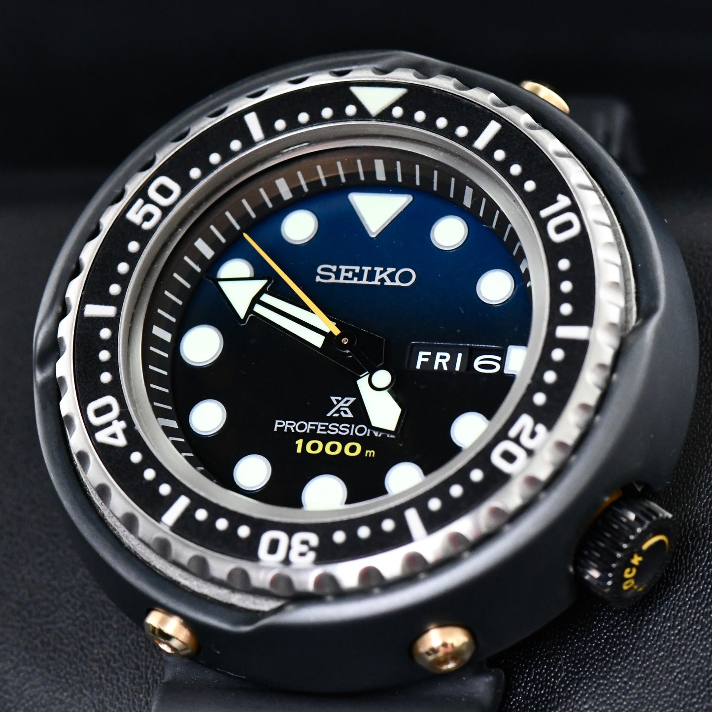 Seiko Tuna 1000m Limited Edition 35th Anniversary SBBN051 S23635J1 Box & Papers