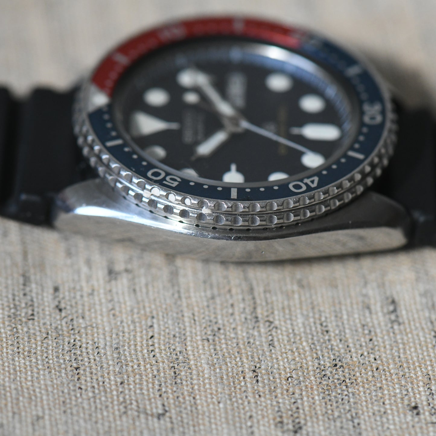 Seiko Quartz Diver's 150m 7548-700B 1980 Pepsi Bezel Vintage Watch
