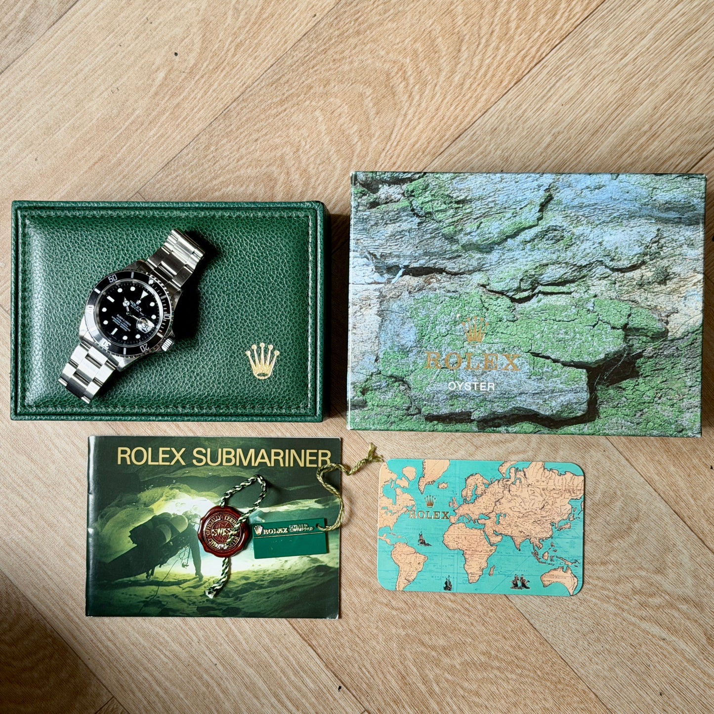 Rolex Submariner Date 16610 Oyster Perpetual 1995 W Serial Dive Watch Boxed Set