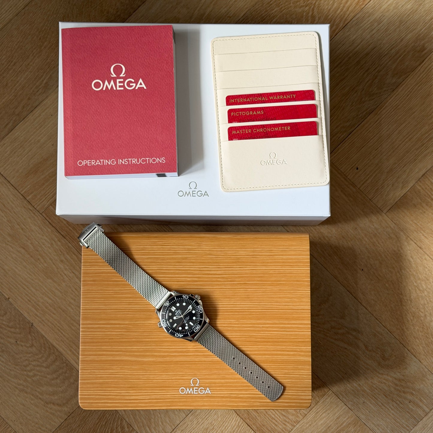 Omega Seamaster 300m Pro Black Wave Dial No Date 2024 Mesh Bracelet Box & Papers