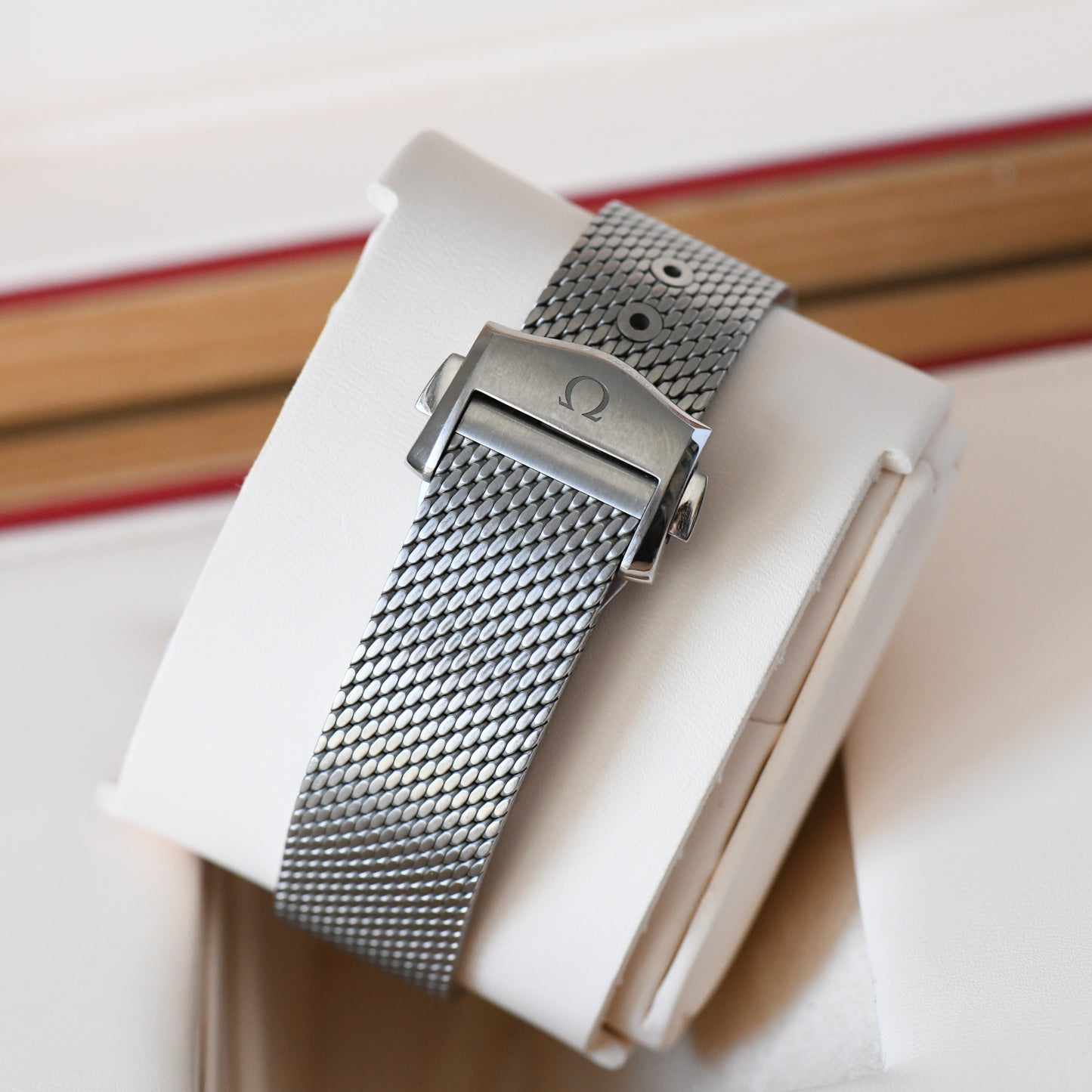 Omega Seamaster 300m Pro Black Wave Dial No Date 2025 Mesh Bracelet Box & Papers