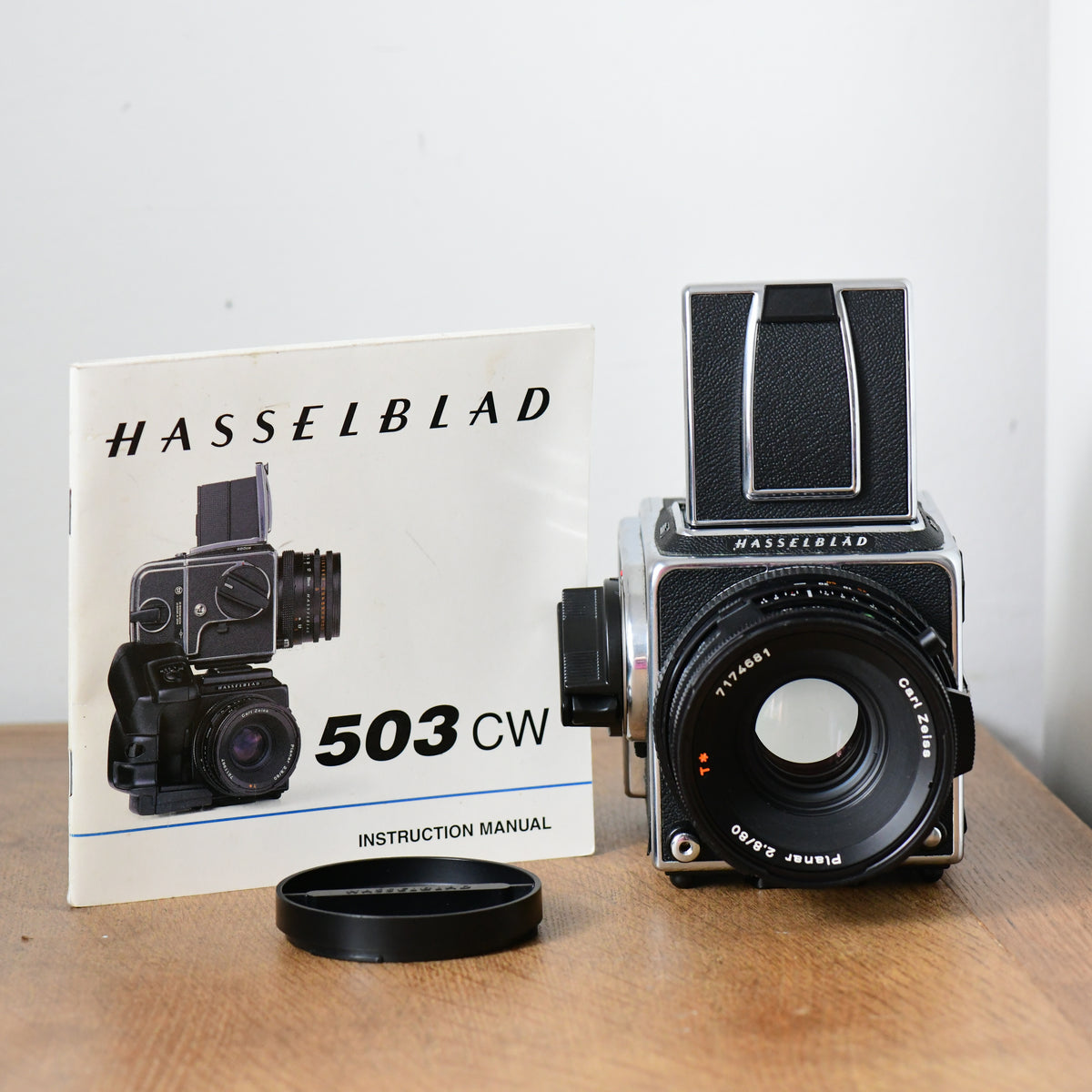 Hasselblad 503CW Complete Camera Kit inc 80mm F2.8 CF Lens, WLF, RWC & 120 RFH