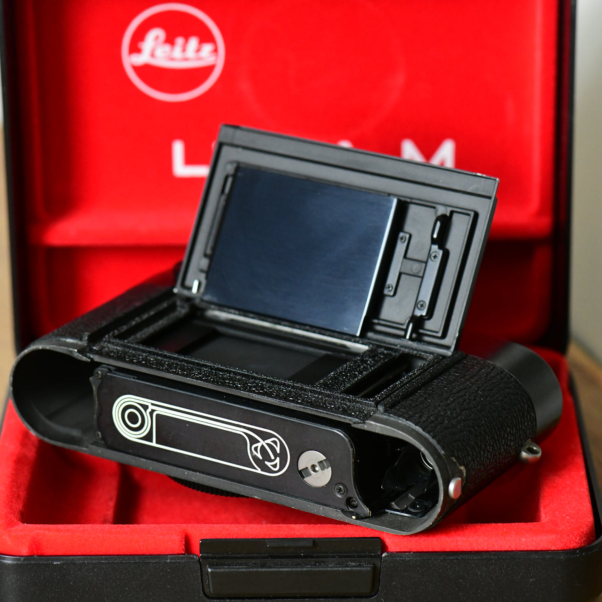 Leica M4-P Black 35mm Rangefinder Camera Body Only w/ Box & Case