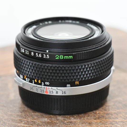 Olympus OM 28mm F3.5 Zuiko W Lens