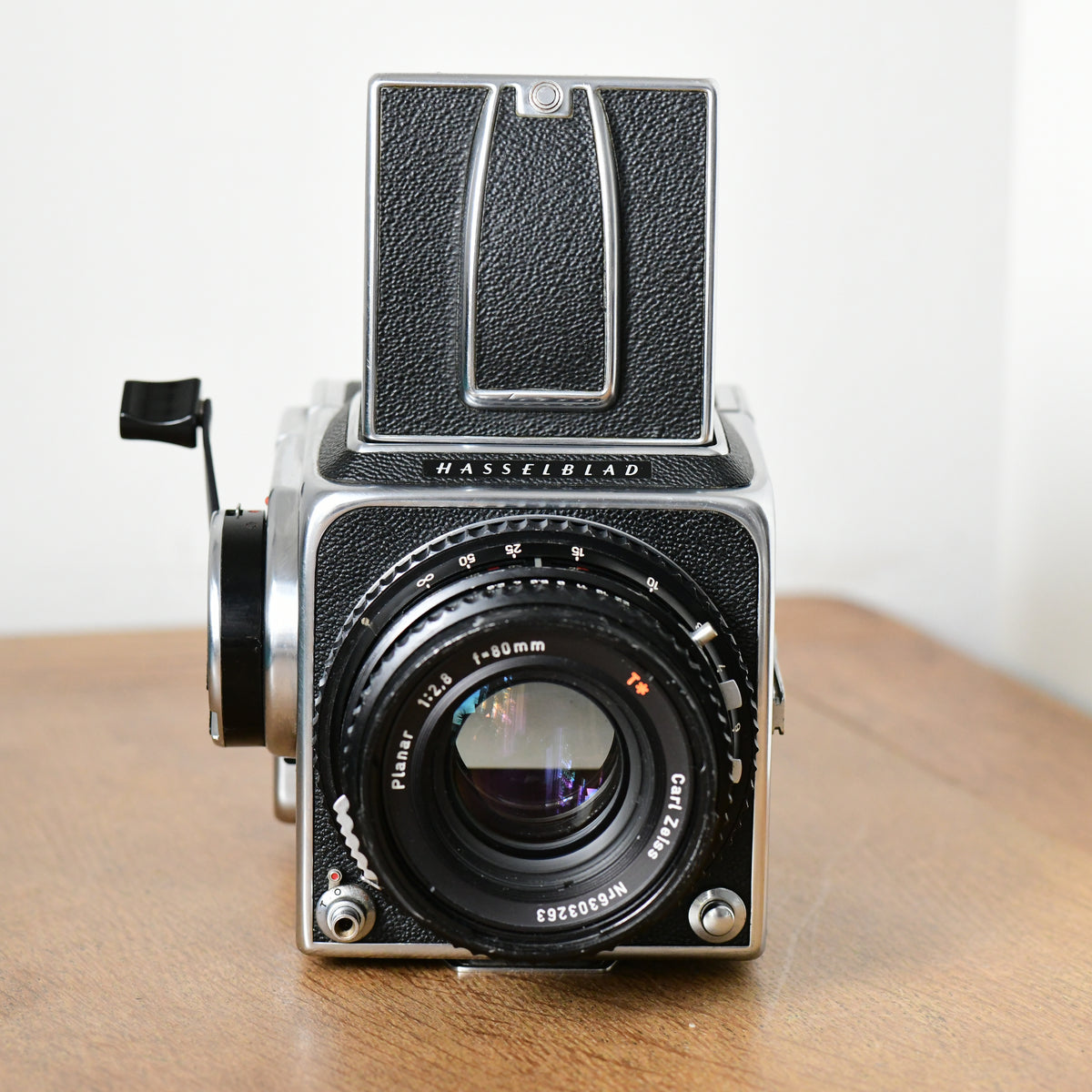 Hasselblad 500C/M 6x6 Medium Format Complete Camera 80mm F2.8, WLF & 120 RFH Kit