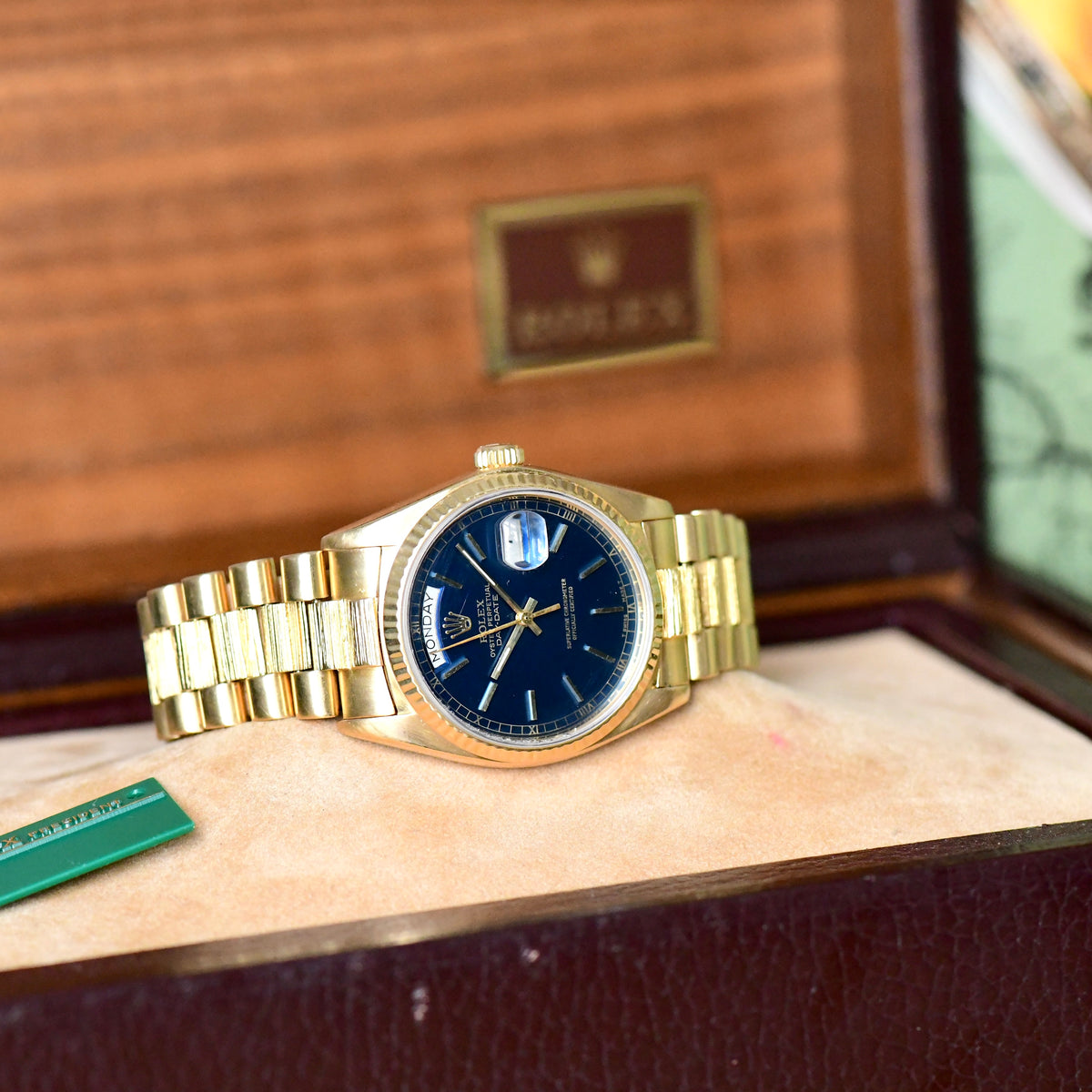 Rolex Day-Date Blue Dial 18038 Solid Gold 18K 1982 Bark Finish President - Boxed