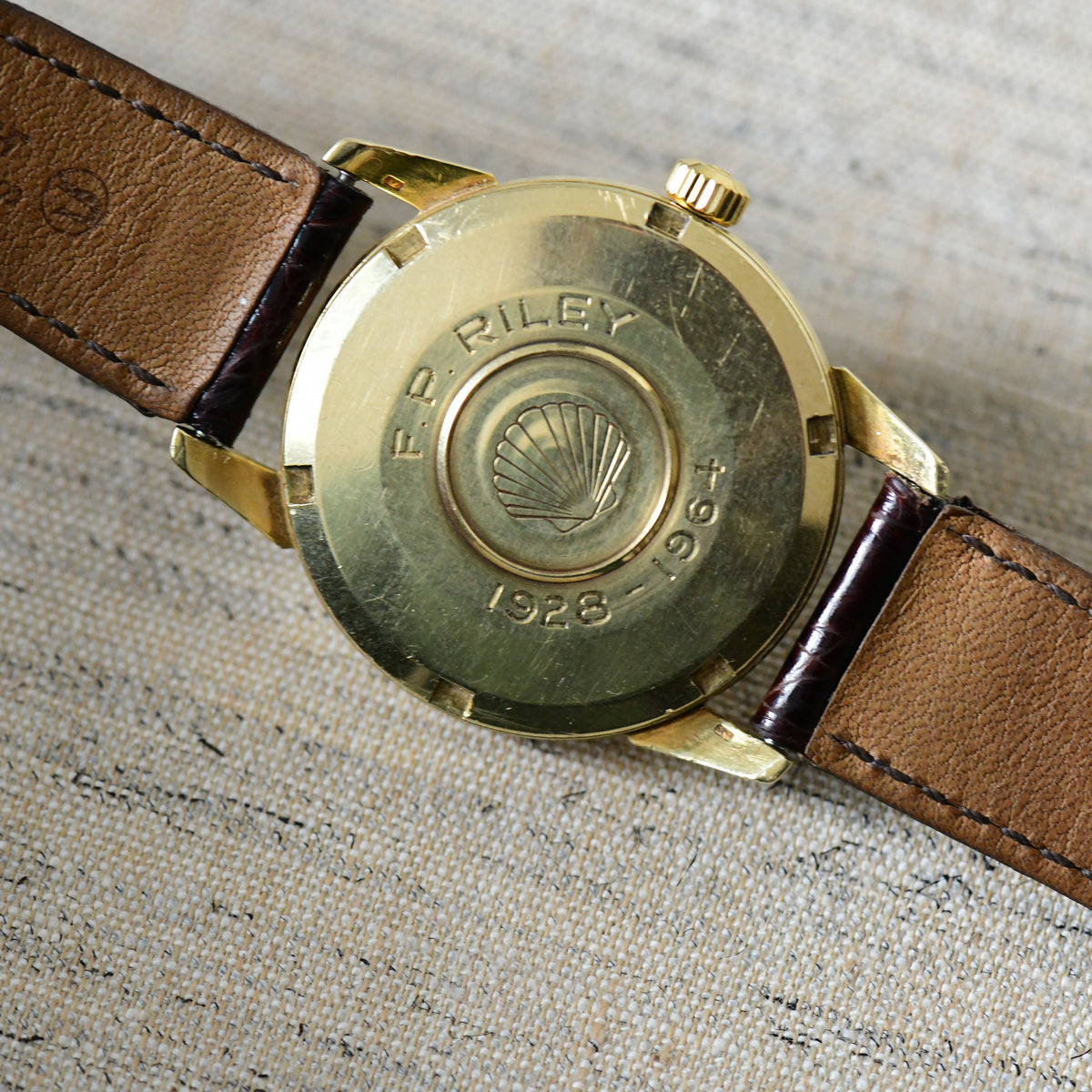Omega Seamaster 18k Solid Gold Automatic Cross Hair Dial '60s Watch - Shell Oil