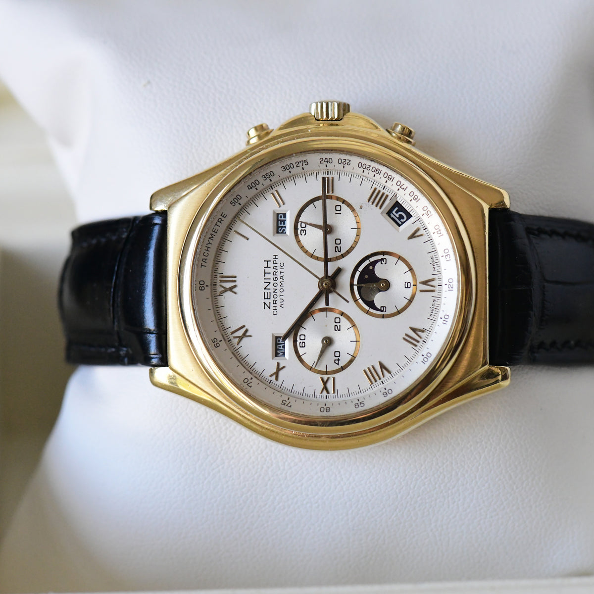 Zenith El Primero Moonphase Triple Date Calendar 18k Solid Gold Chronograph Watch - Boxed
