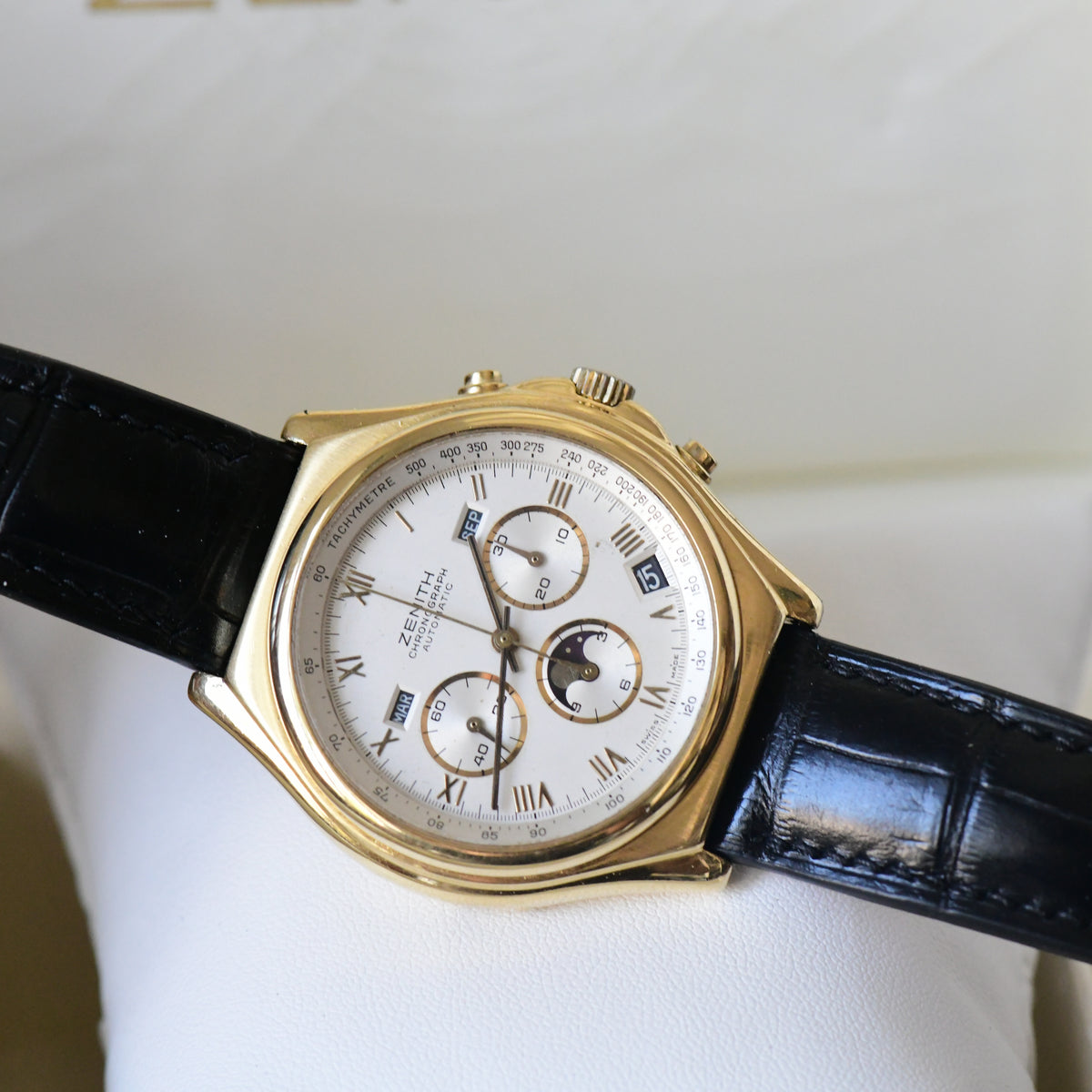 Zenith El Primero Moonphase Triple Date Calendar 18k Solid Gold Chronograph Watch - Boxed