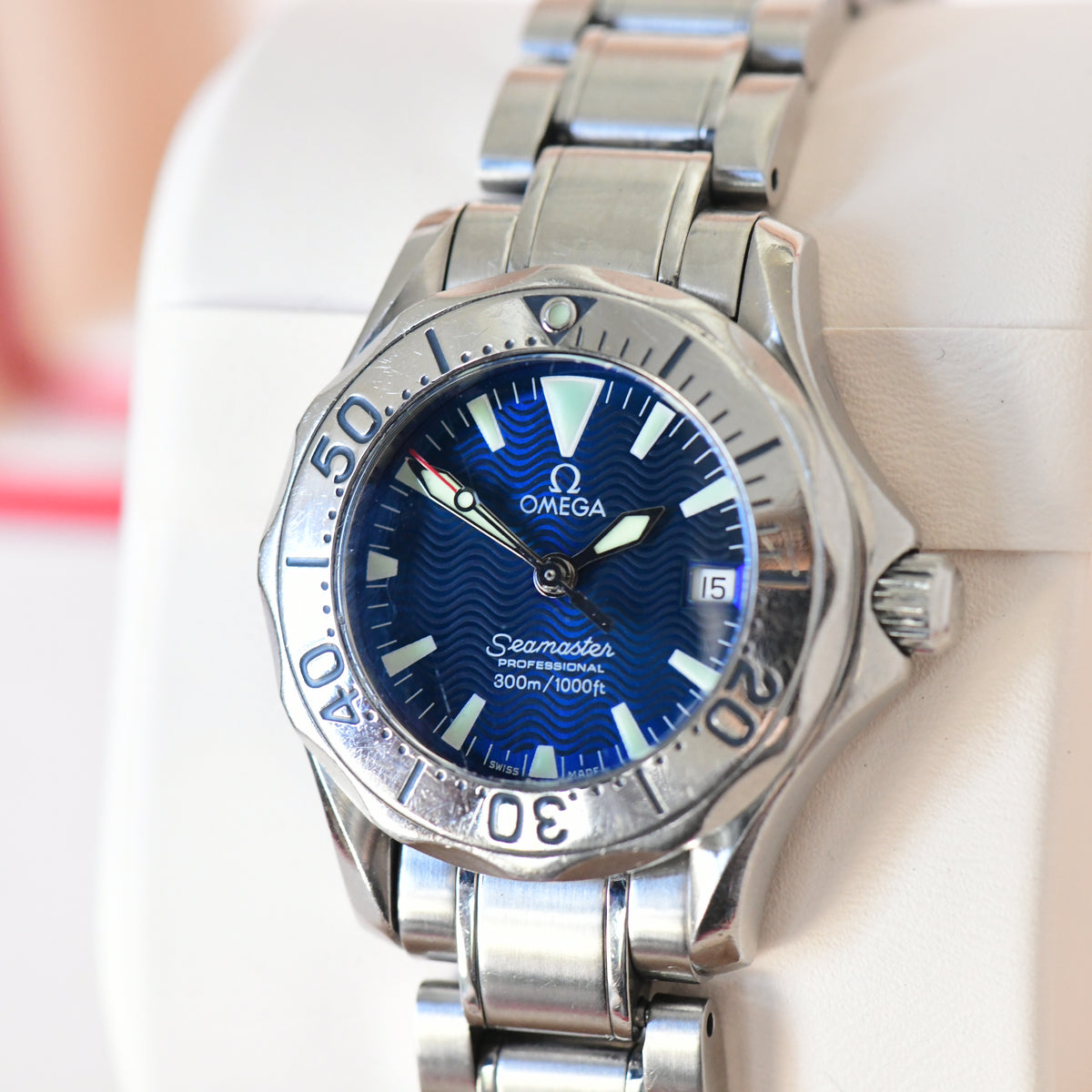 Omega Seamaster 300m Pro 28mm Electric Blue Ladies Watch Quartz 2285.80 - Boxed