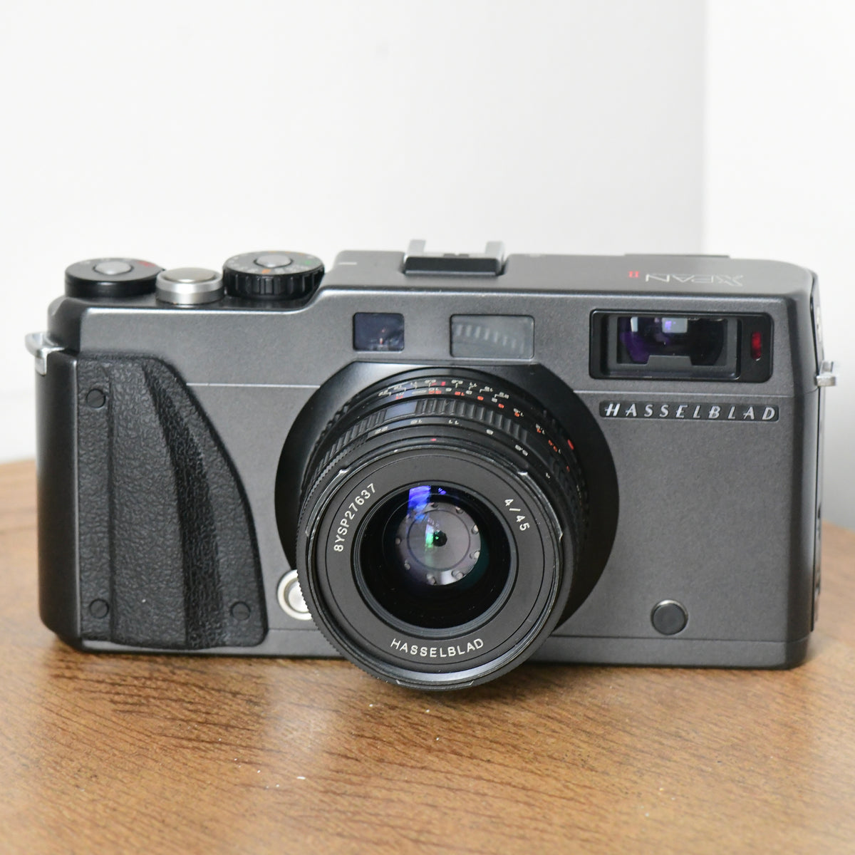 Hasselblad Xpan II 2 35mm Panorama Rangefinder Film Camera with 45mm F4 Lens Kit