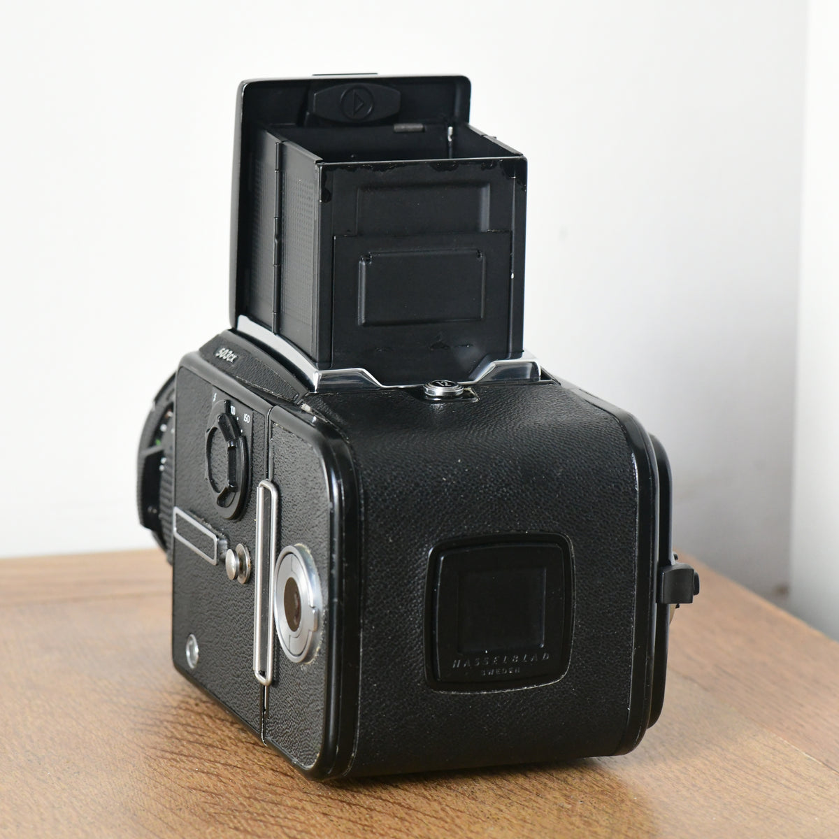 Hasselblad 503CX Black Complete Camera Kit 80mm F2.8 CF Lens, WLF, RWC & 120 RFH