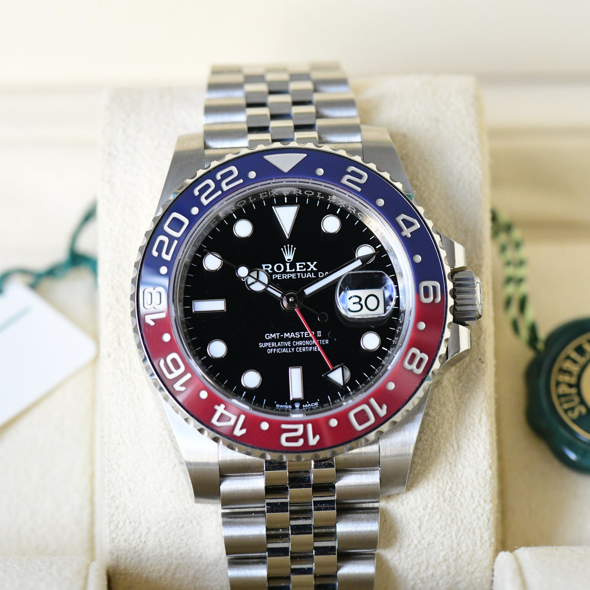 Rolex GMT-Master II 126710BLRO "Pepsi" Jubilee - 2019 Full Set - Box & Papers