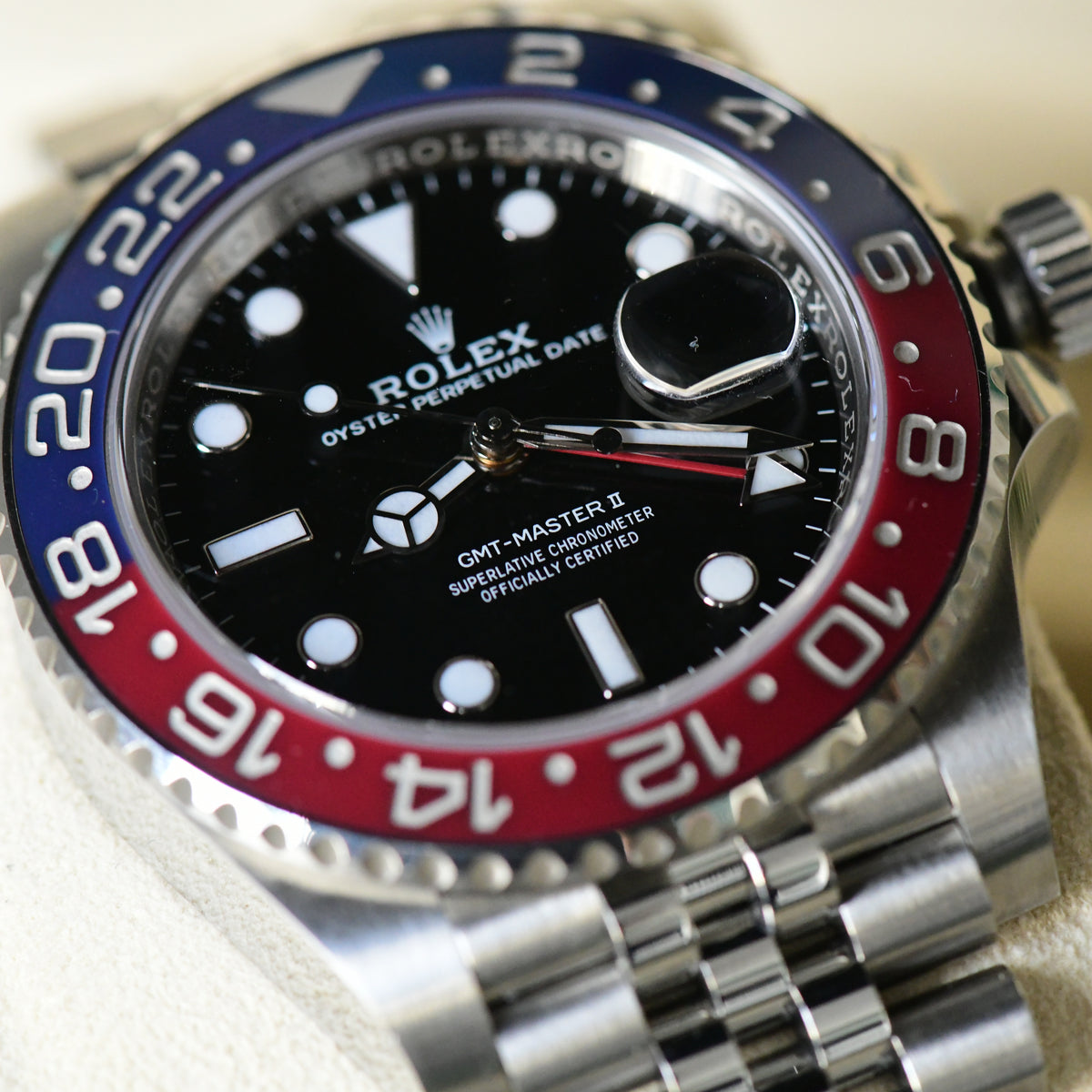 Rolex GMT-Master II 126710BLRO "Pepsi" Jubilee - 2019 Full Set - Box & Papers