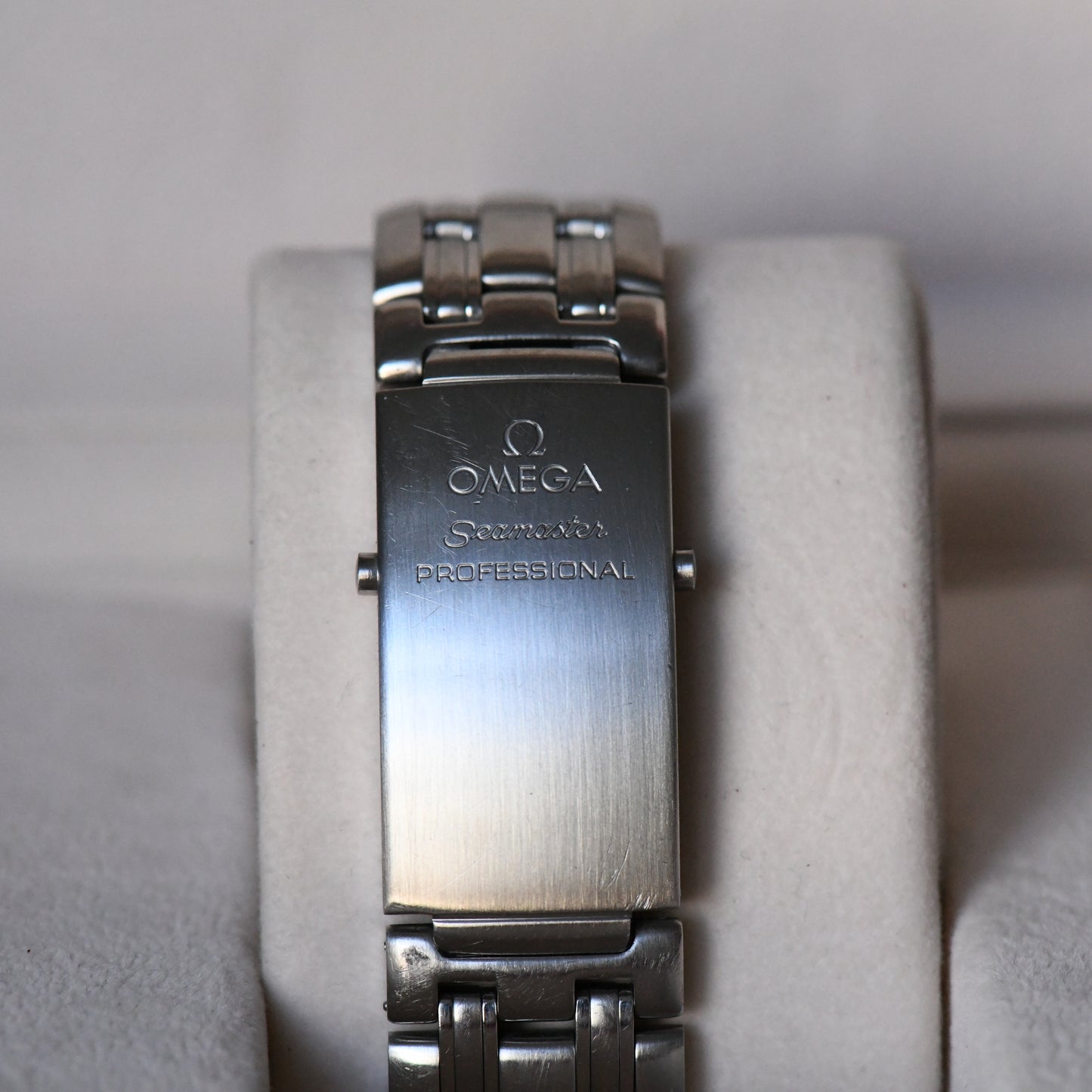 Omega Seamaster Professional 300m Co-Axial 41mm Full Size 2220.80 Casino Royale