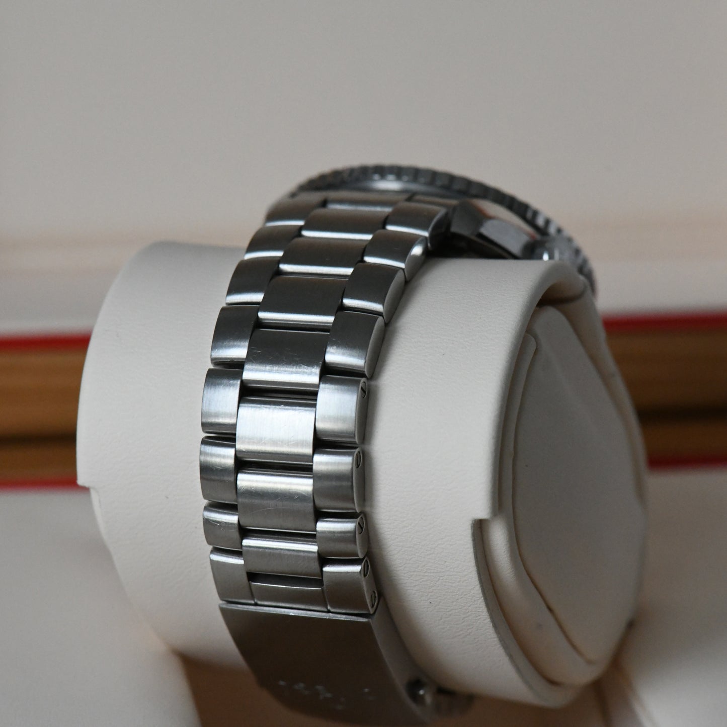 Omega Seamaster Planet Ocean 600m 45.5mm Co-Axial 8500 2017 Watch Boxed & Papers