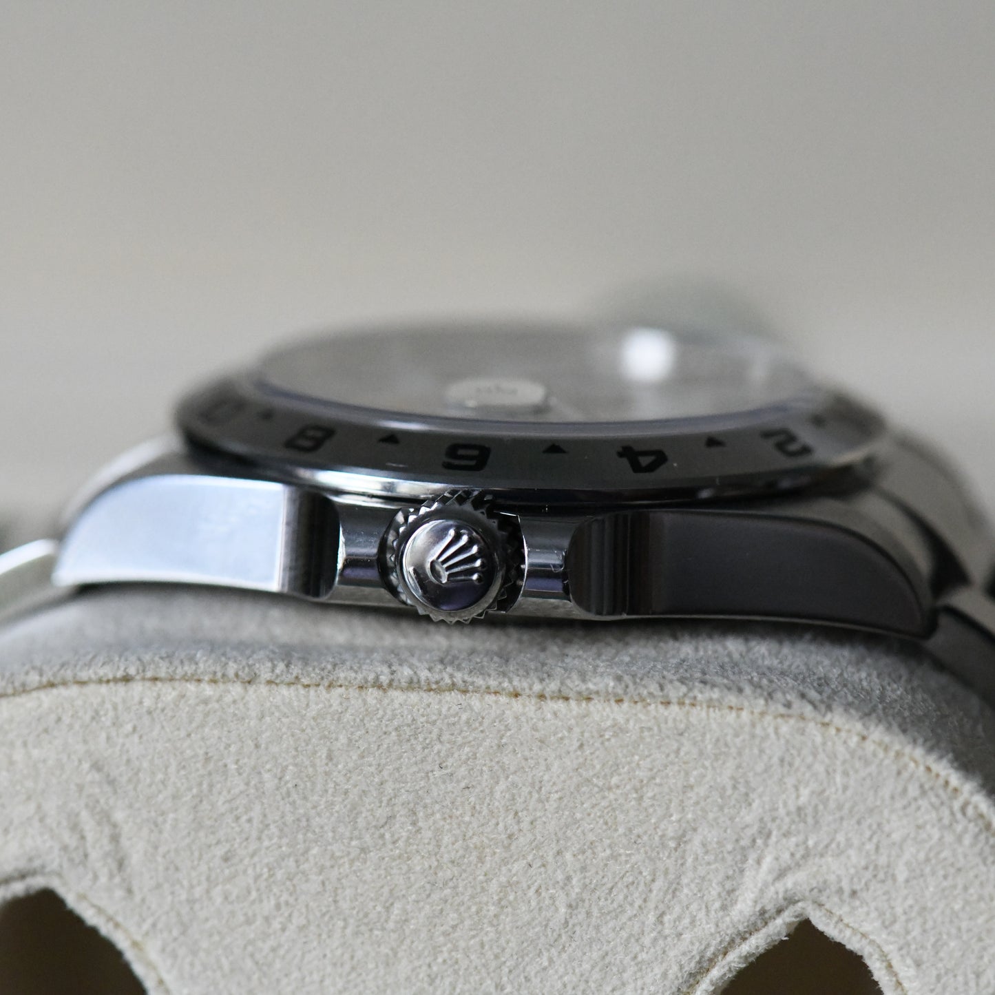 Rolex Explorer II White Polar 226570 Men's Watch Full Set 2022 Boxed & Papers