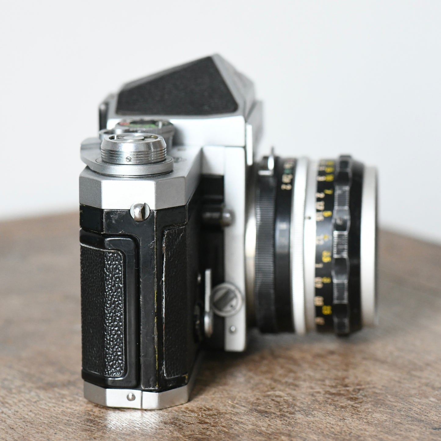 Nikon F Plain Prism 35mm Film Camera Early Nippon Kogaku + 50mm F2 Nikkor Lens