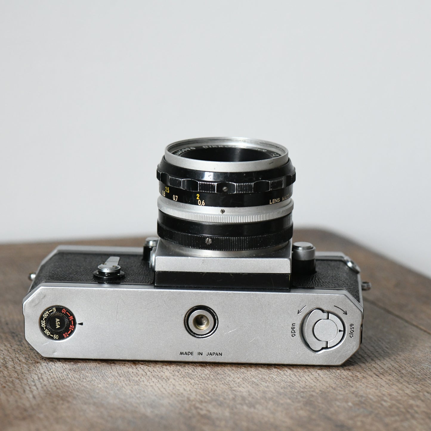 Nikon F Plain Prism 35mm Film Camera Early Nippon Kogaku + 50mm F2 Nikkor Lens