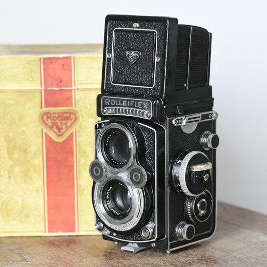 Rolleiflex 3.5F Planar TLR Medium Format Camera w/ 75mm f/3.5 Zeiss Rollei Boxed