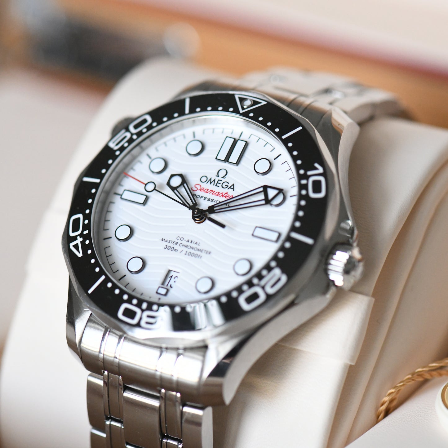 Omega Seamaster 300m Diver Master Chronometer 2023 White Dial Watch Box & Papers