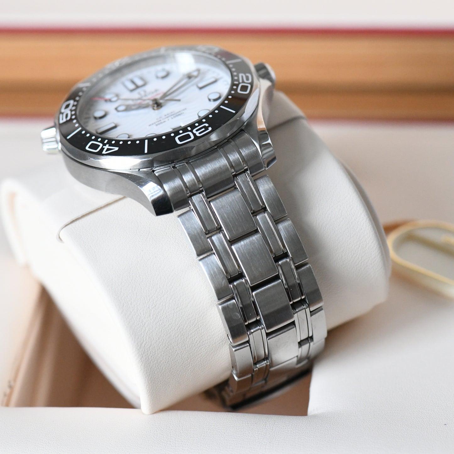 Omega Seamaster 300m Diver Master Chronometer 2023 White Dial Watch Box & Papers