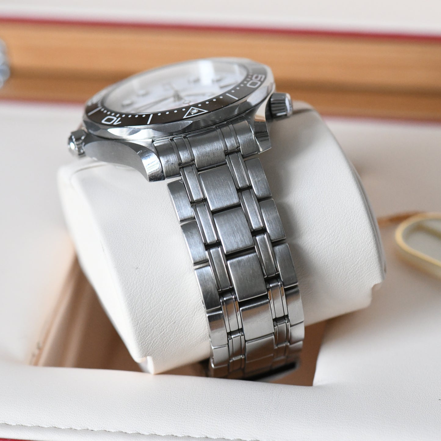 Omega Seamaster 300m Diver Master Chronometer 2023 White Dial Watch Box & Papers