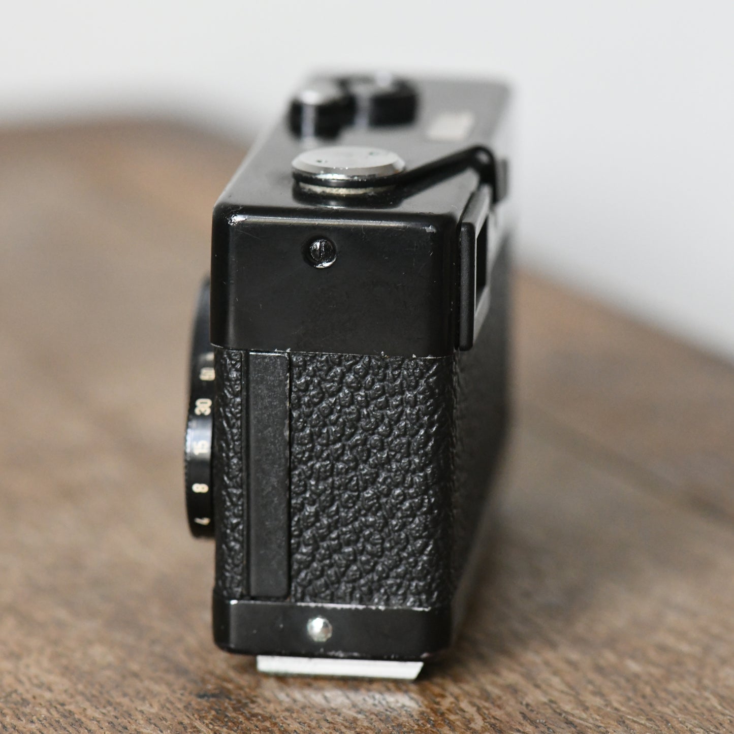 Rollei 35 Black 35mm Film Camera w/ 40mm f/3.5 Tessar Zeiss Lens