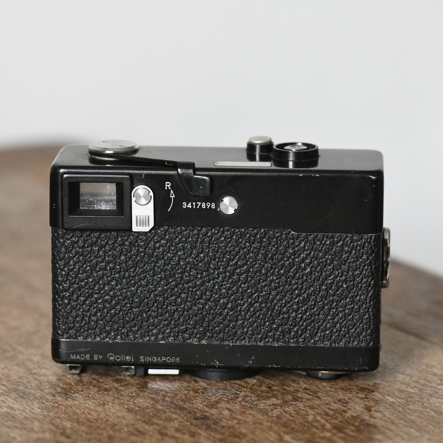 Rollei 35 Black 35mm Film Camera w/ 40mm f/3.5 Tessar Zeiss Lens