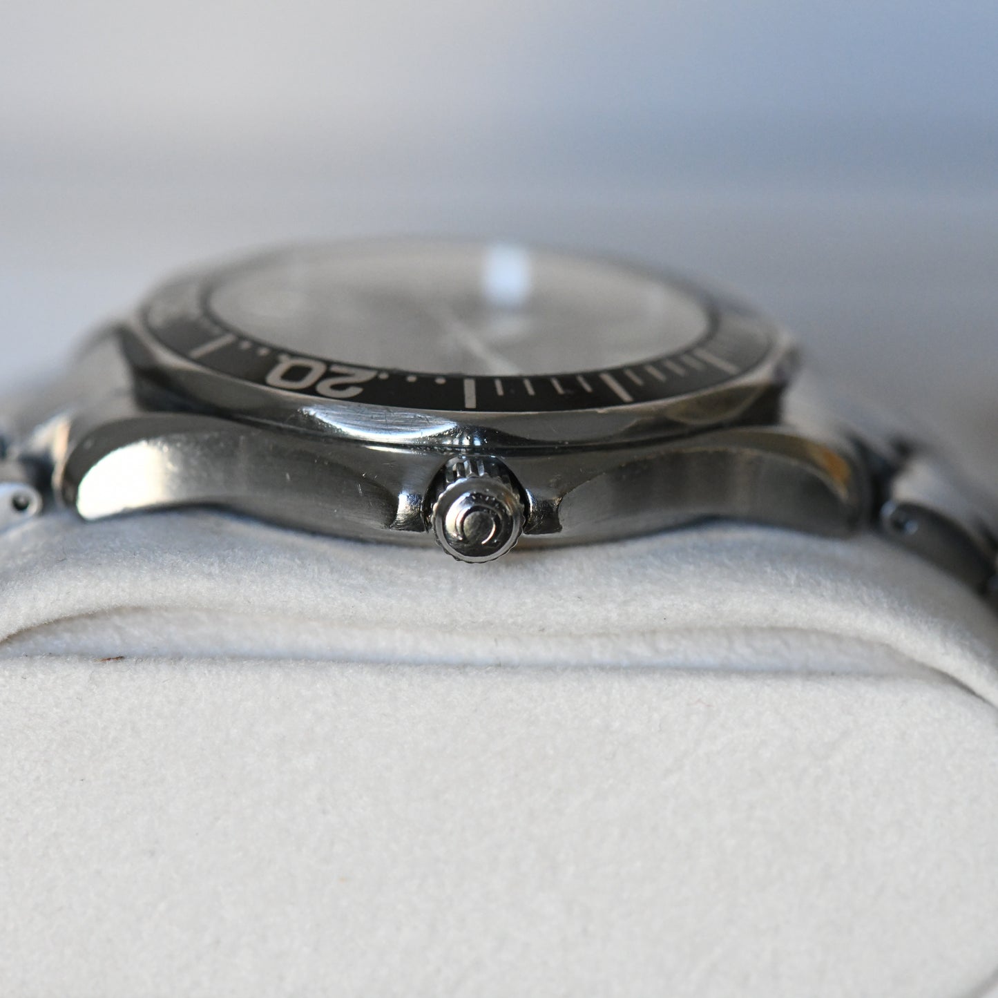 Omega Seamaster 300m 41mm Full Size Quartz Black 2264.50 Boxed