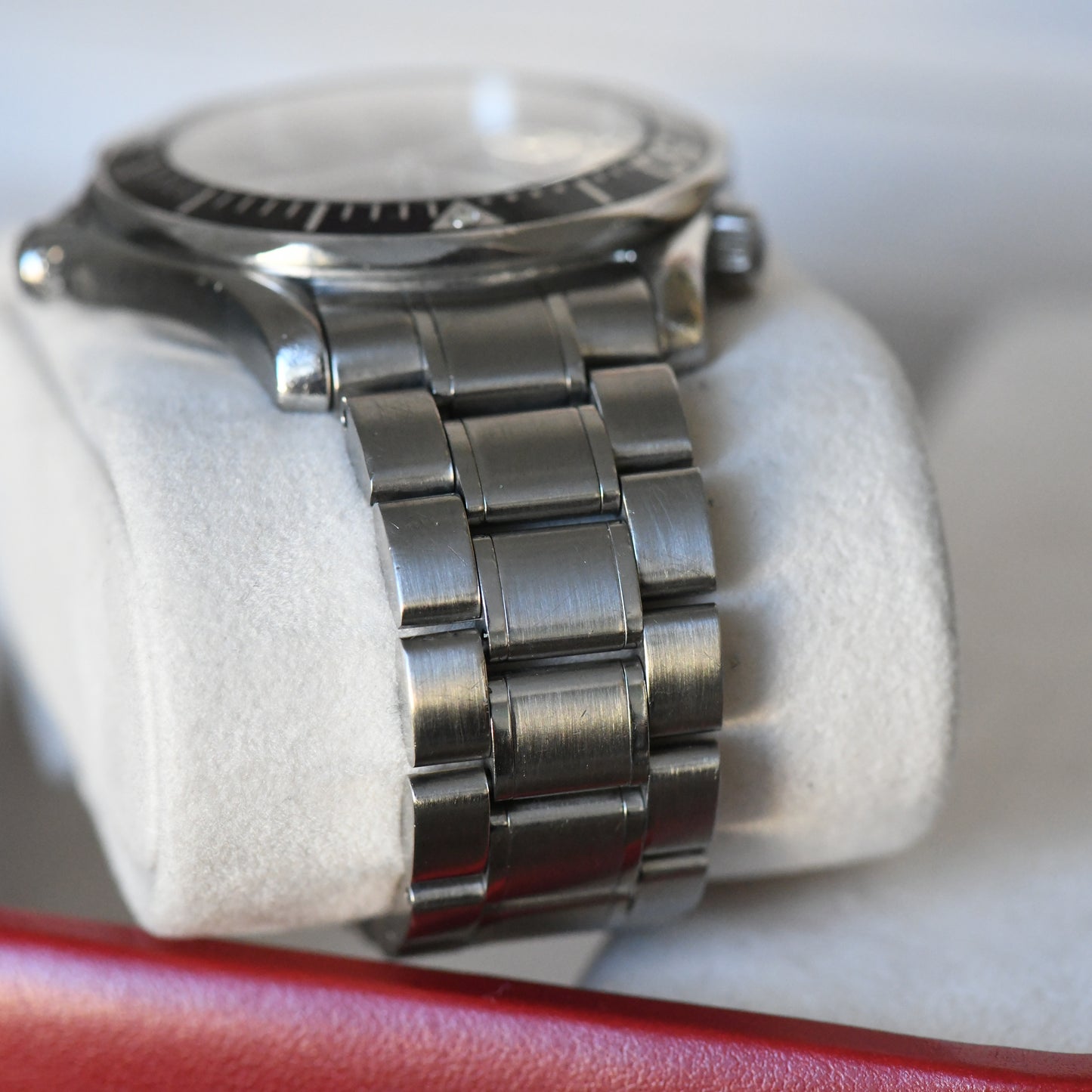 Omega Seamaster 300m 41mm Full Size Quartz Black 2264.50 Boxed