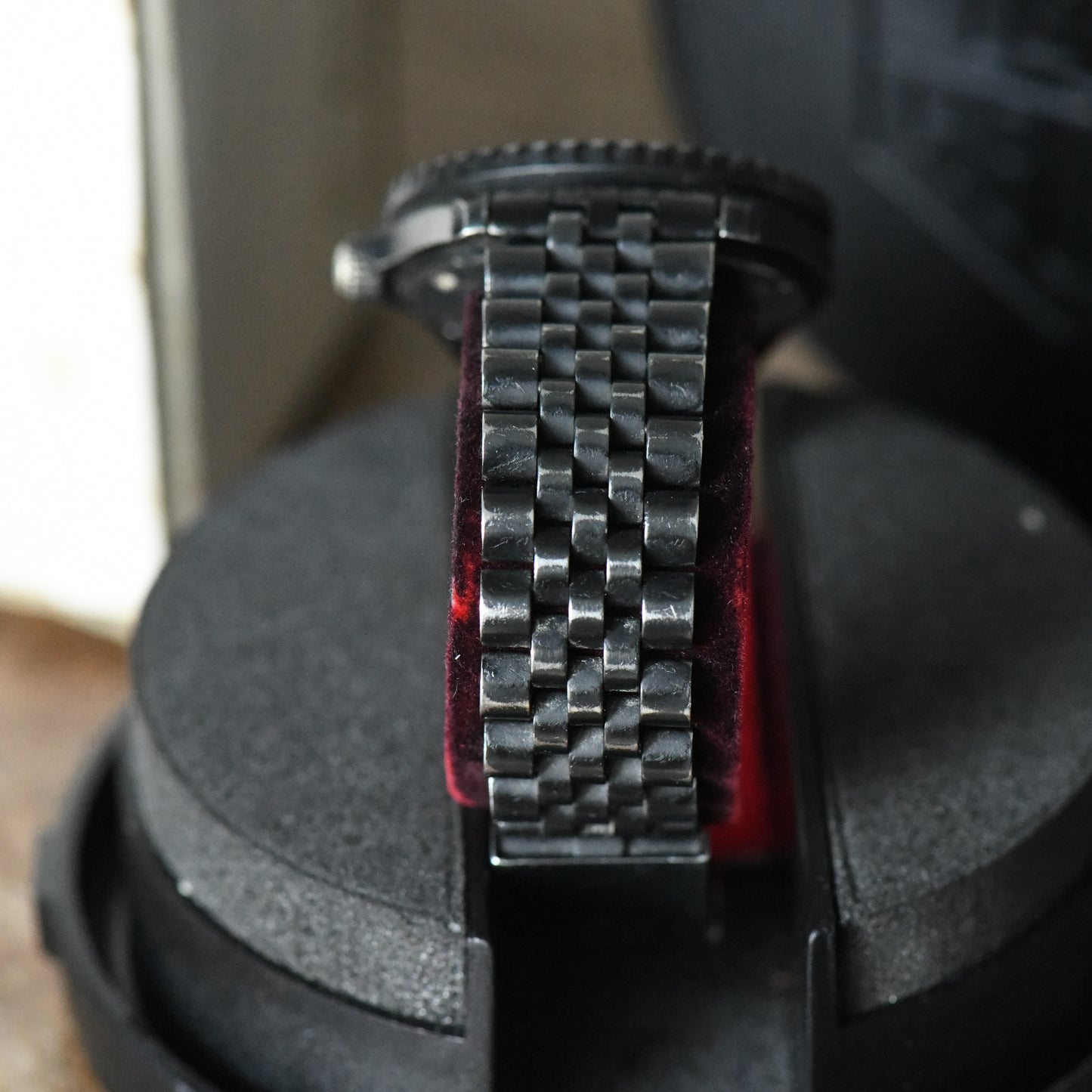 TAG Heuer 1000 Black PVD Rare 35mm Diver Quartz - Bond - 980.026 - Boxed