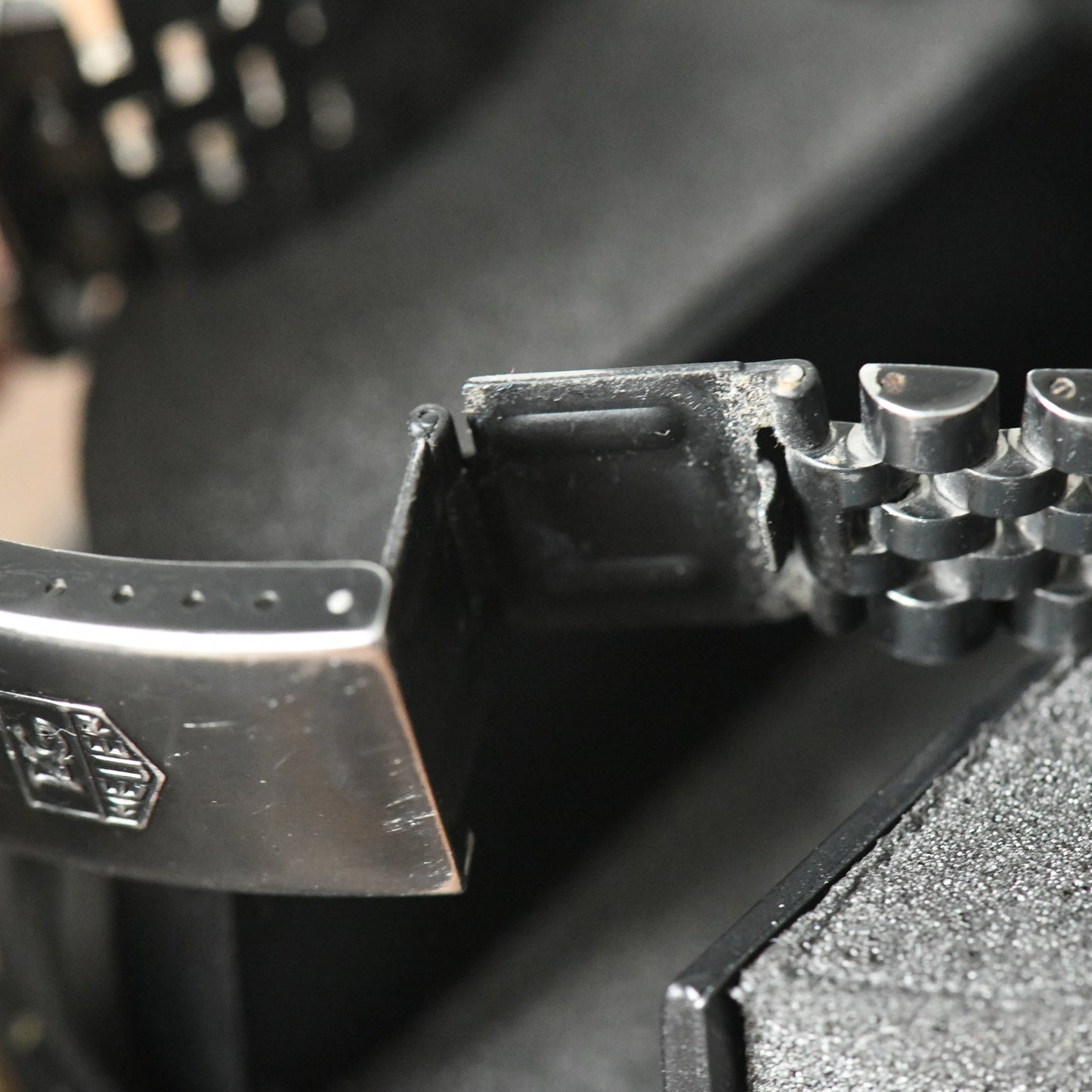 TAG Heuer 1000 Black PVD Rare 35mm Diver Quartz - Bond - 980.026 - Boxed