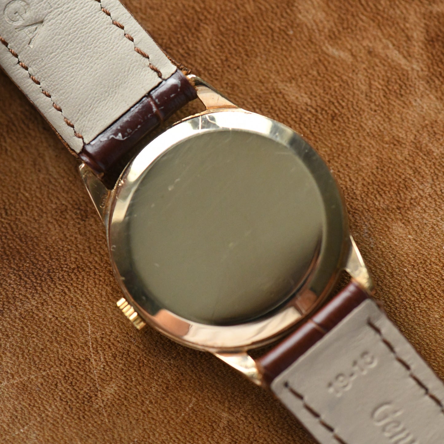 Omega Genève 9K Solid Gold 1957 Cross Hair Dial Manual Wind Vintage Watch Cal267