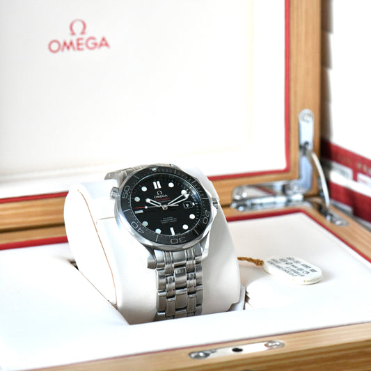 Omega Seamaster Pro 300m Black Ceramic Bezel Co-Axial 41mm Automatic Watch B&P